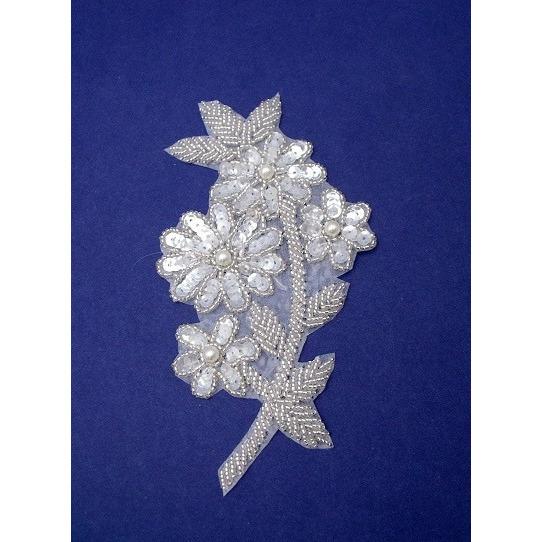 A - 095: White Crystal leaf and flower applique - Aleemahs