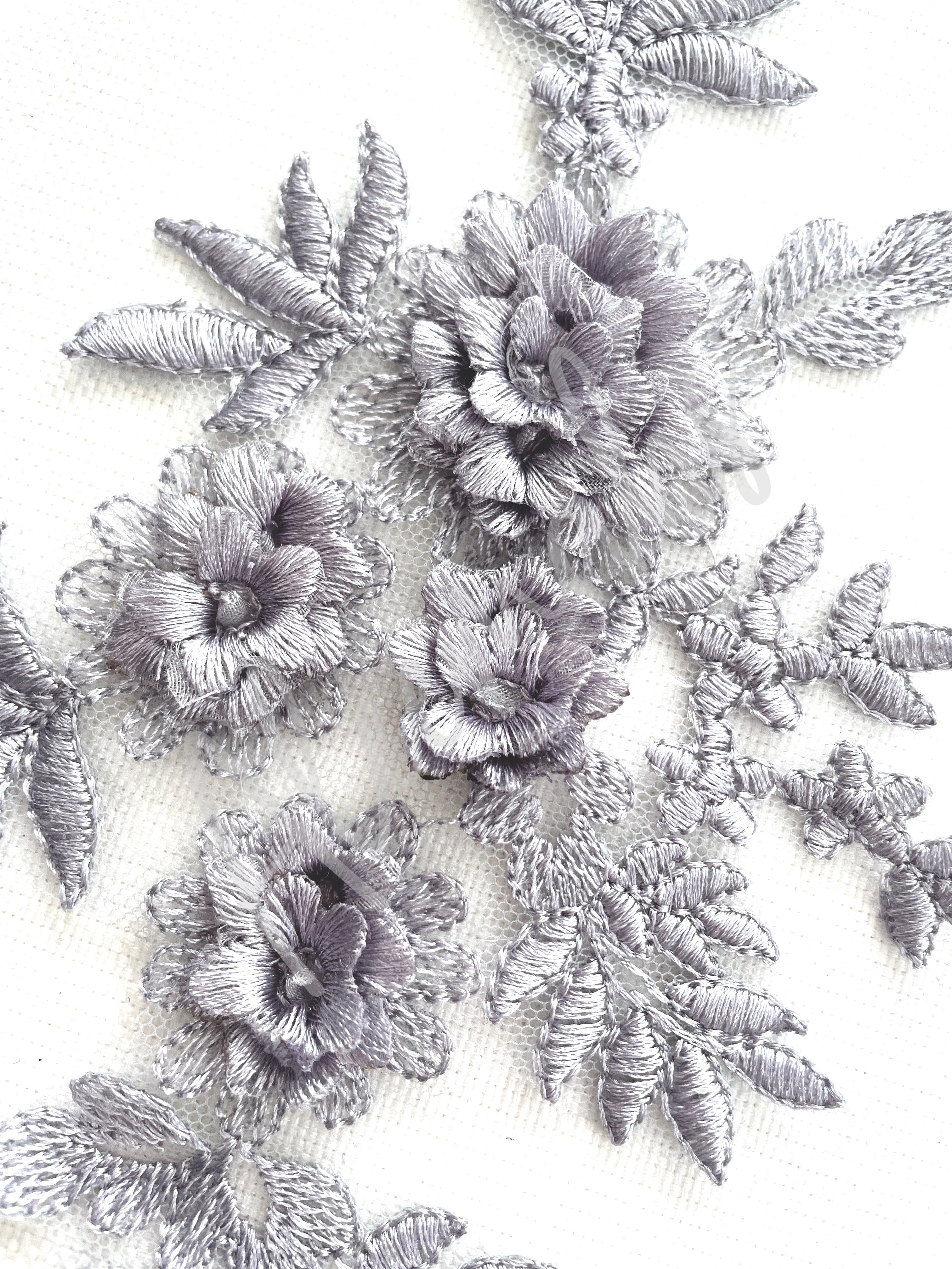 LA-033: 3D floral lace applique pair: Silver/Grey