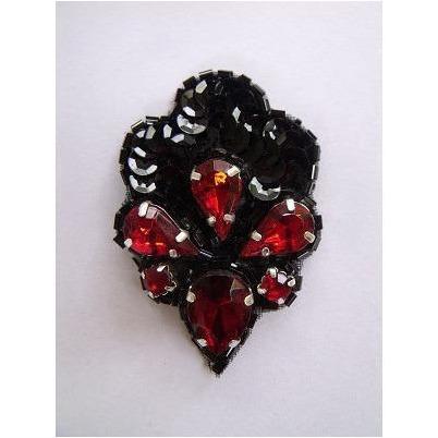 a-032-black-and-red-centrepiece