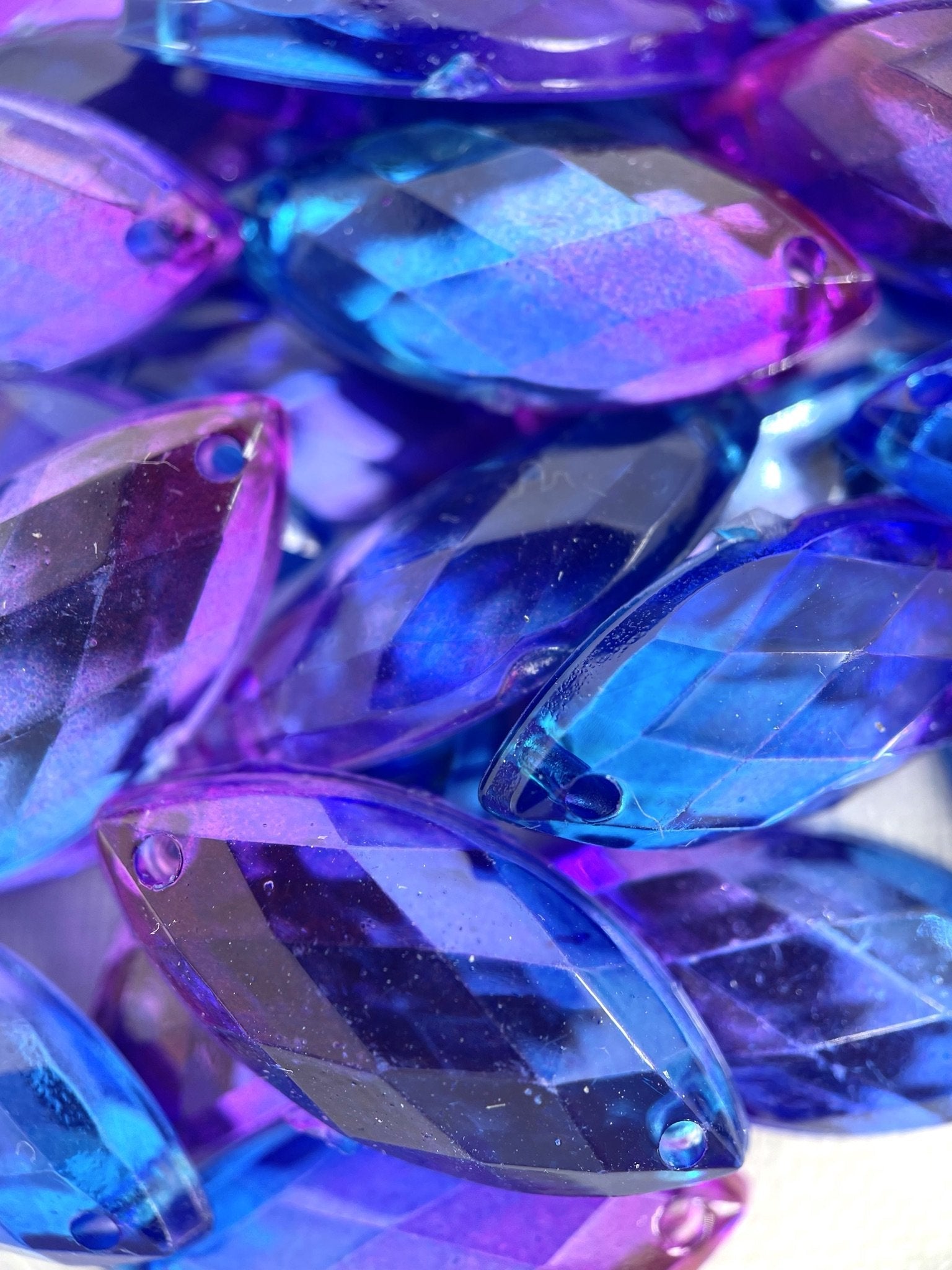 Blue/Purple Eye Acrylic Jewel