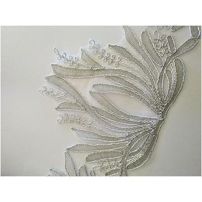 lt-035-silver-feather-look-lace-trim
