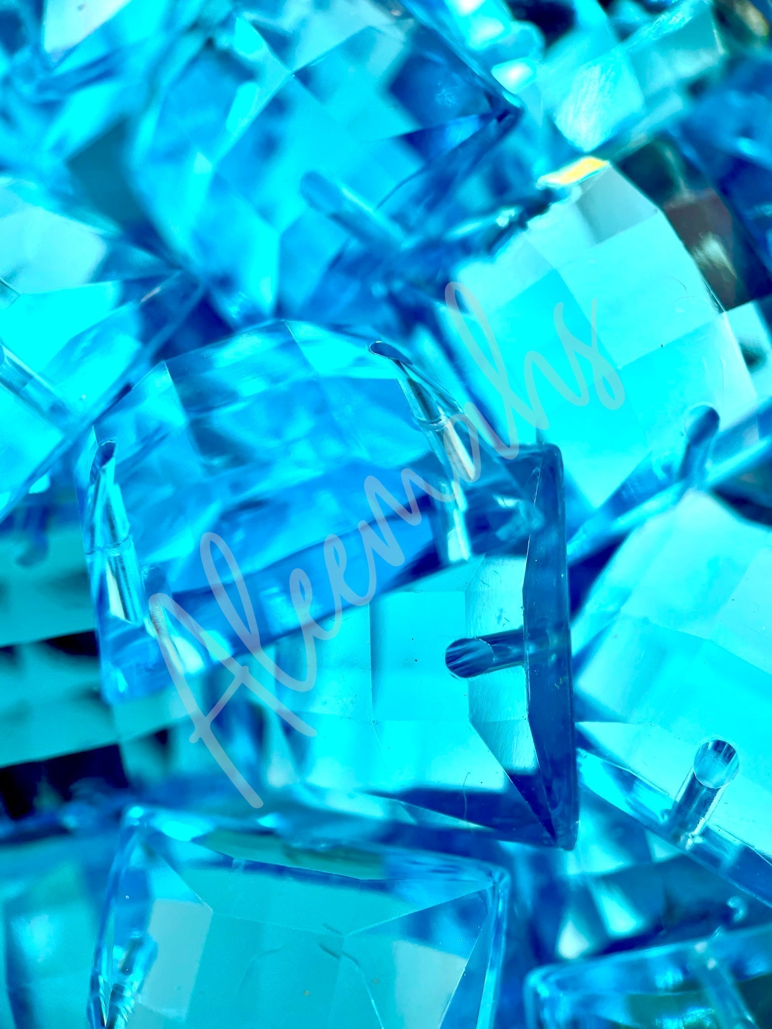 Turquoise Square Acrylic Jewel