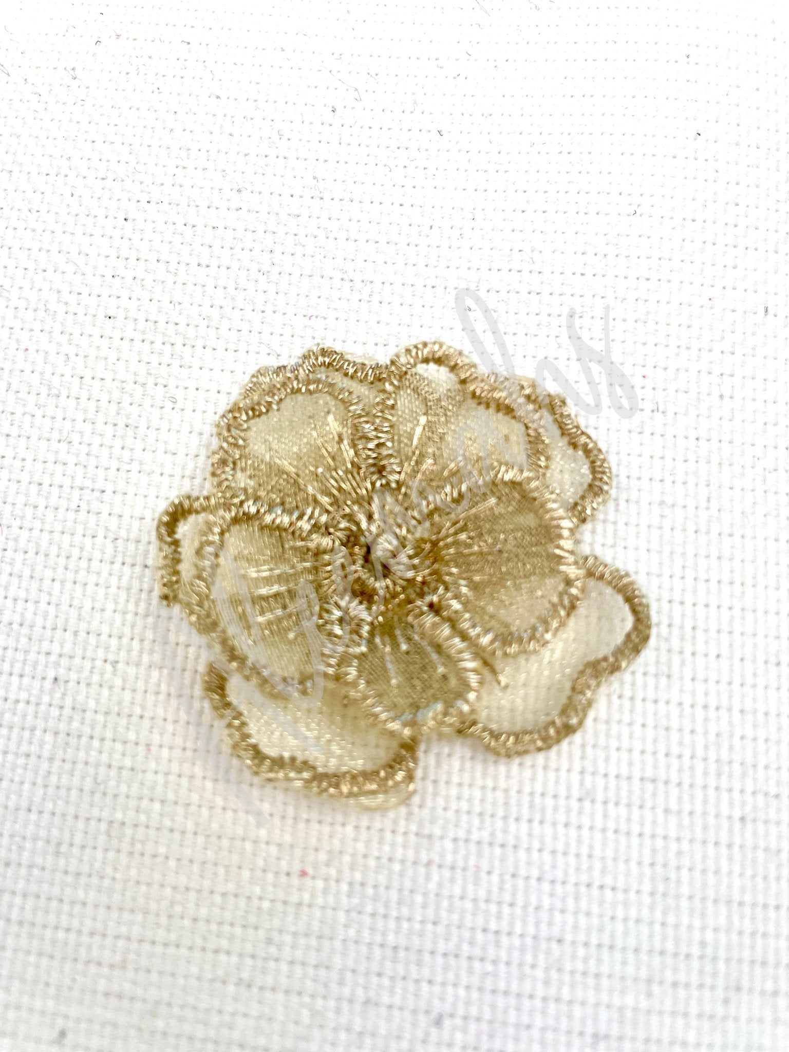 A - 001 Small organza single flower - Aleemahs