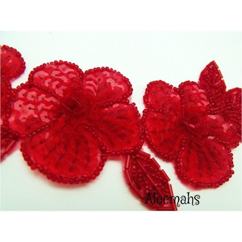 A - 015: Raspberry 3 flower applique - Aleemahs