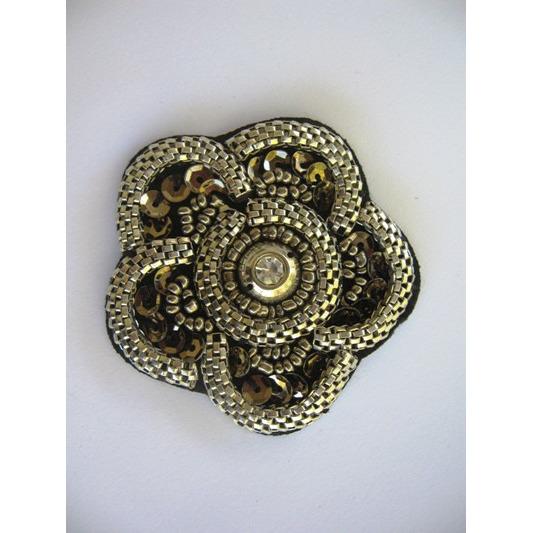 A - 058: Felt back silver chain flower. - Aleemahs