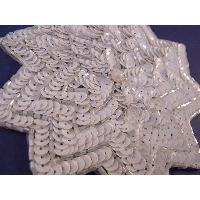 A - 098: large star shape applique, white - Aleemahs
