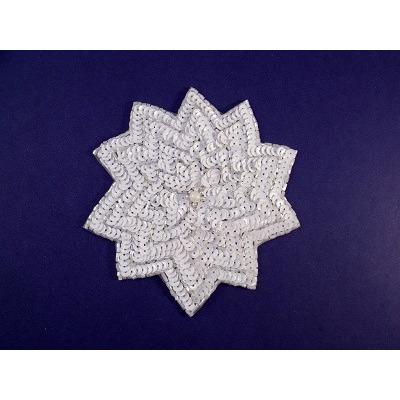 A - 098: large star shape applique, white - Aleemahs