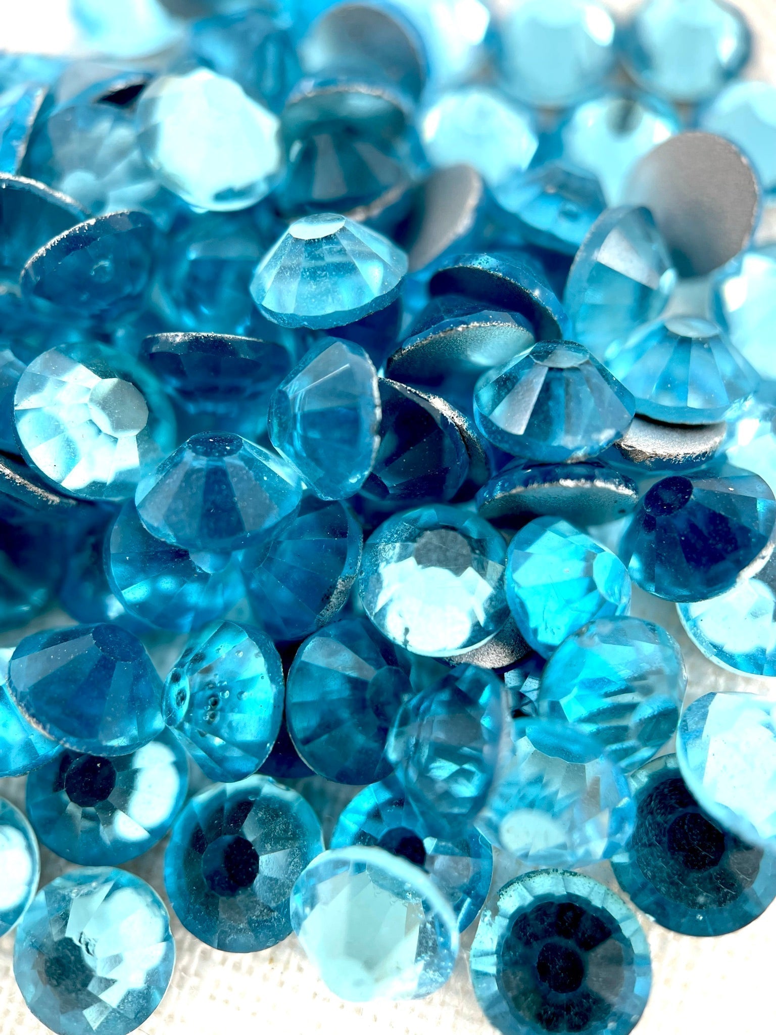 Aquamarine Flatback - Aleemahs