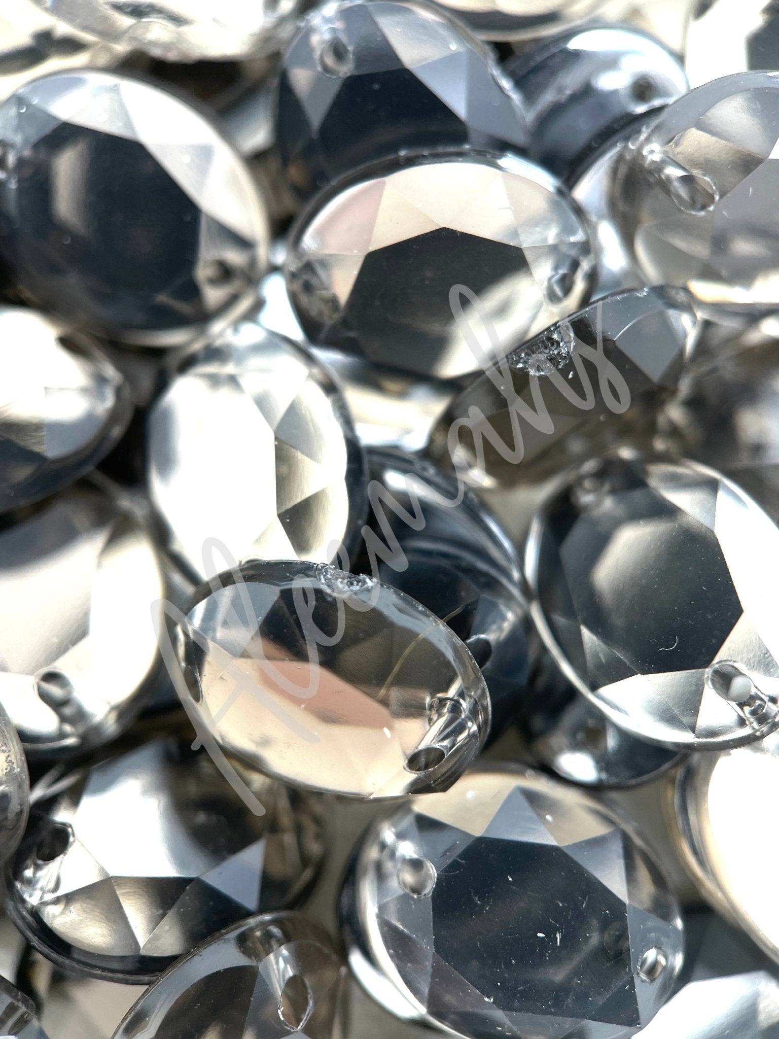 Black Diamond Oval Acrylic Jewel - Aleemahs