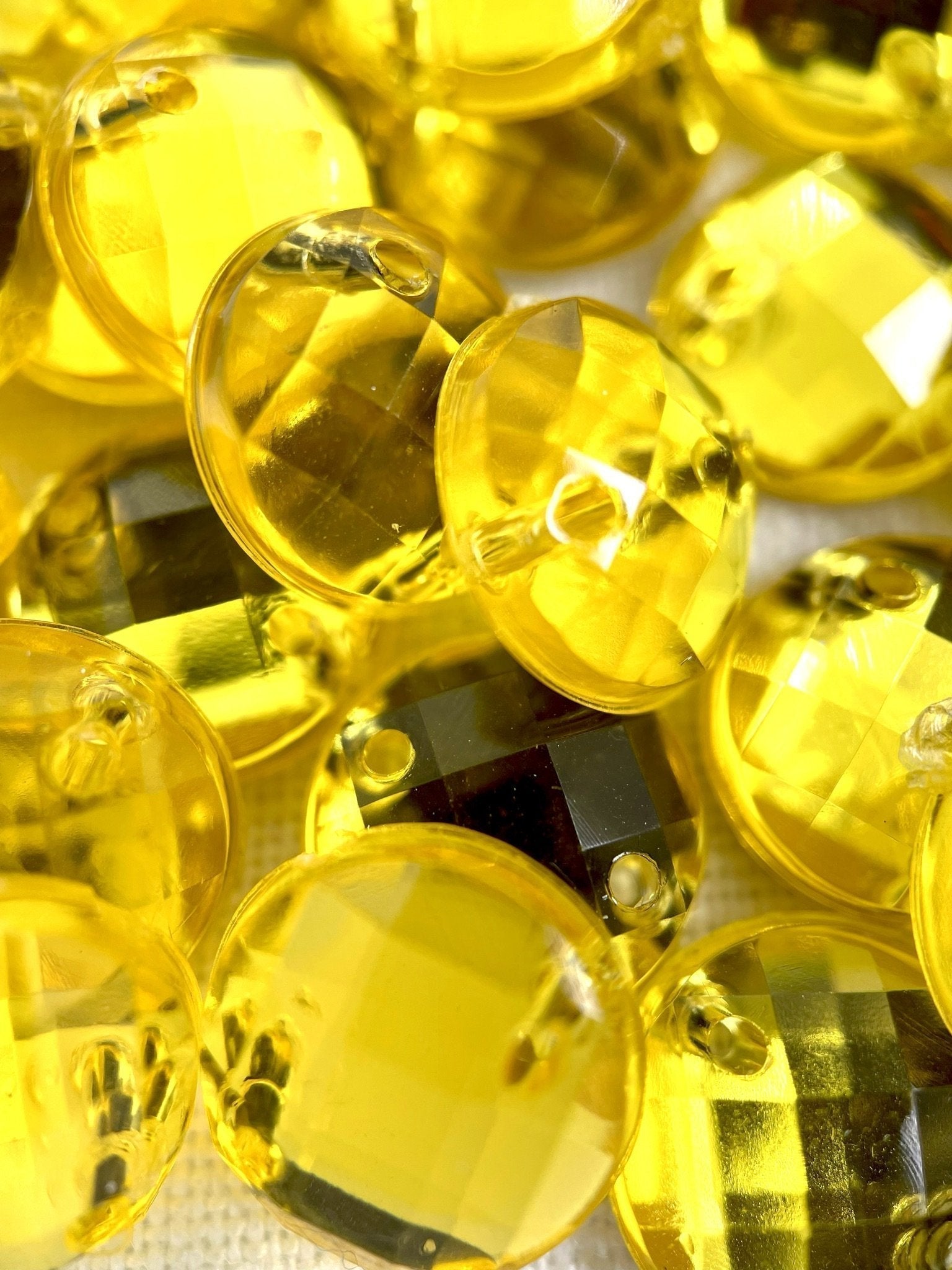 Citrine Round Acrylic Jewel - Aleemahs