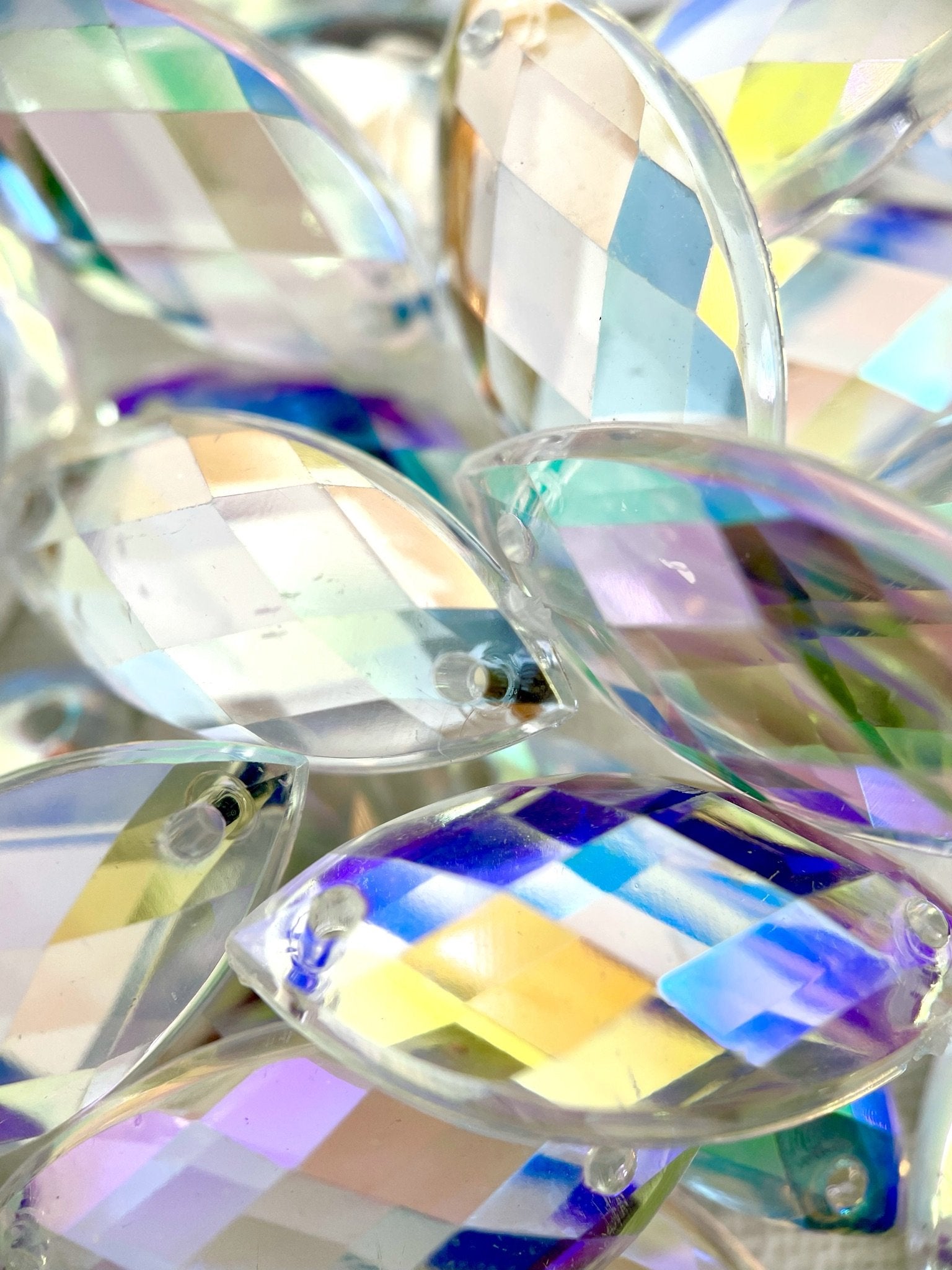 Crystal AB Eye Acrylic Jewel - Aleemahs