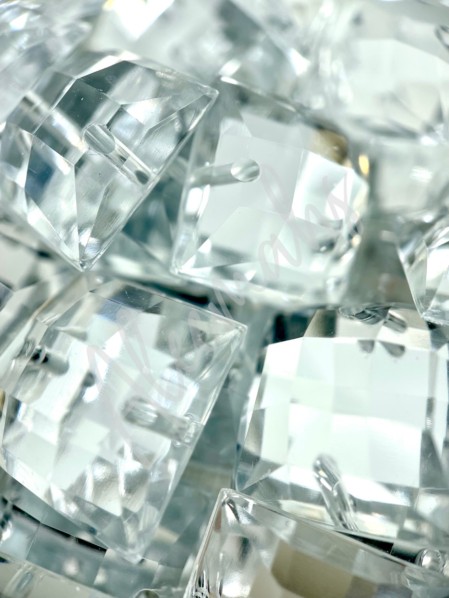 Crystal Square Acrylic Jewel - Aleemahs