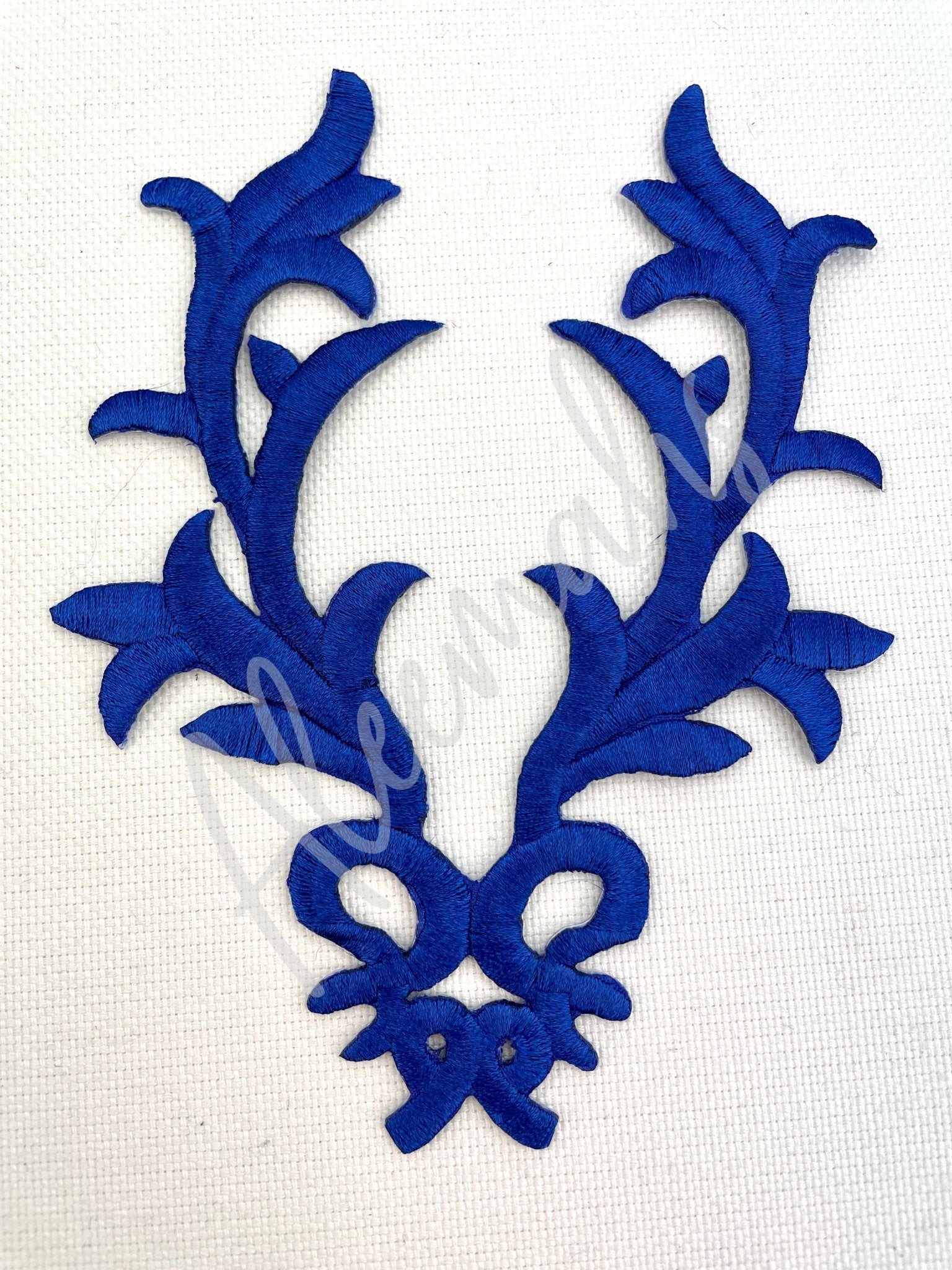 EMB - 001: Blue neck applique - Aleemahs