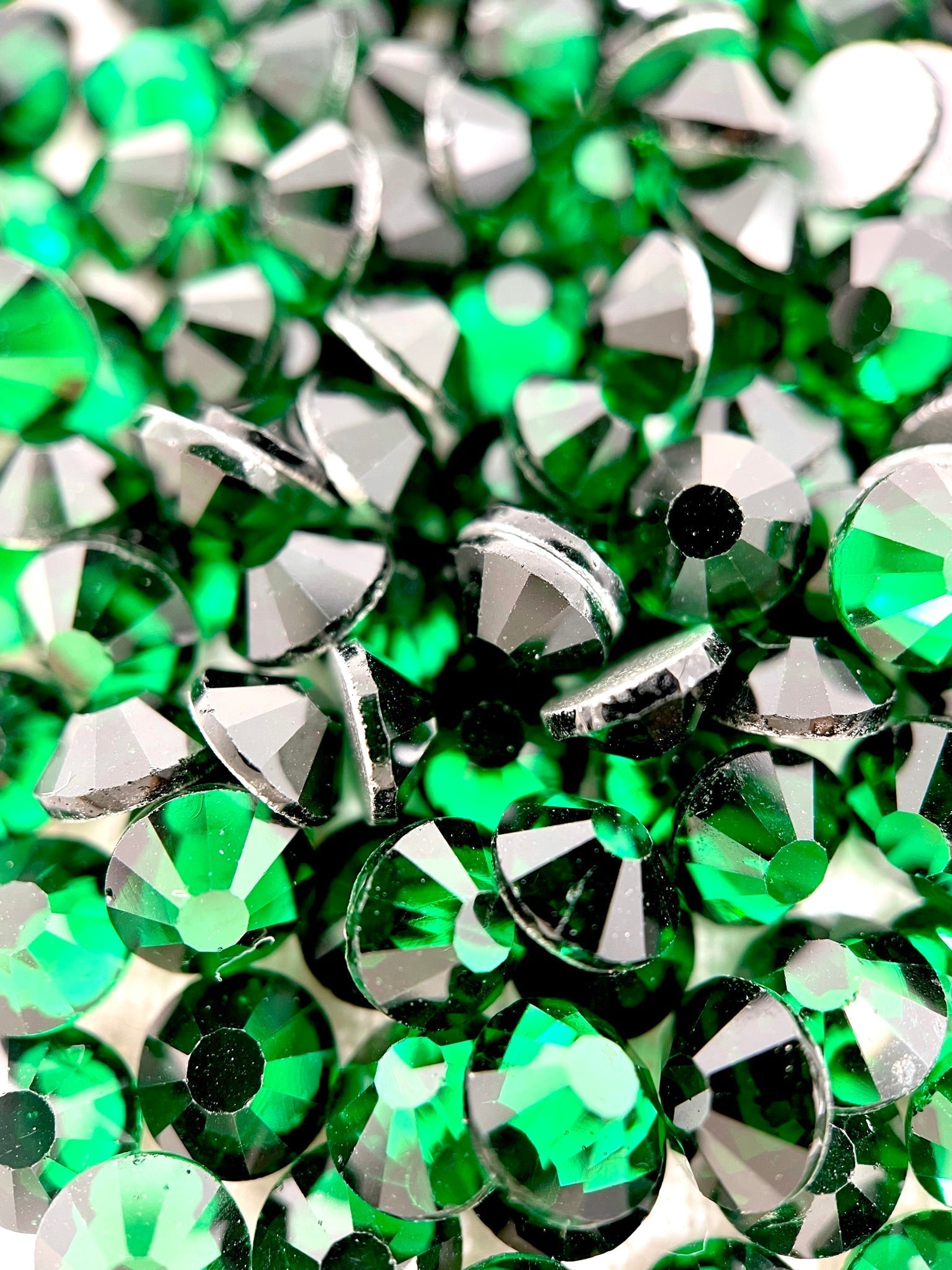 Emerald Flatback - Aleemahs