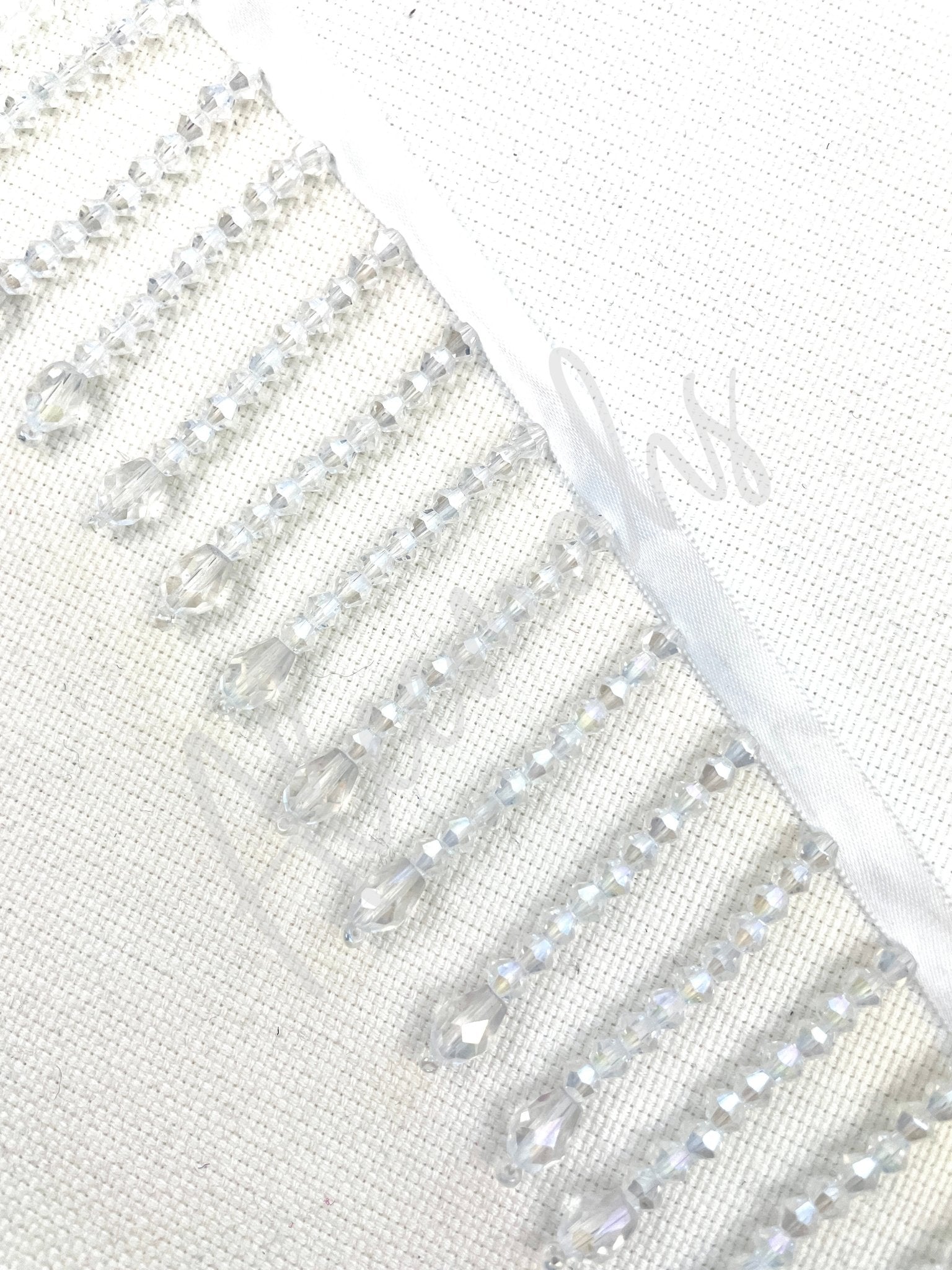 F - 1677: Fringe - Aleemahs