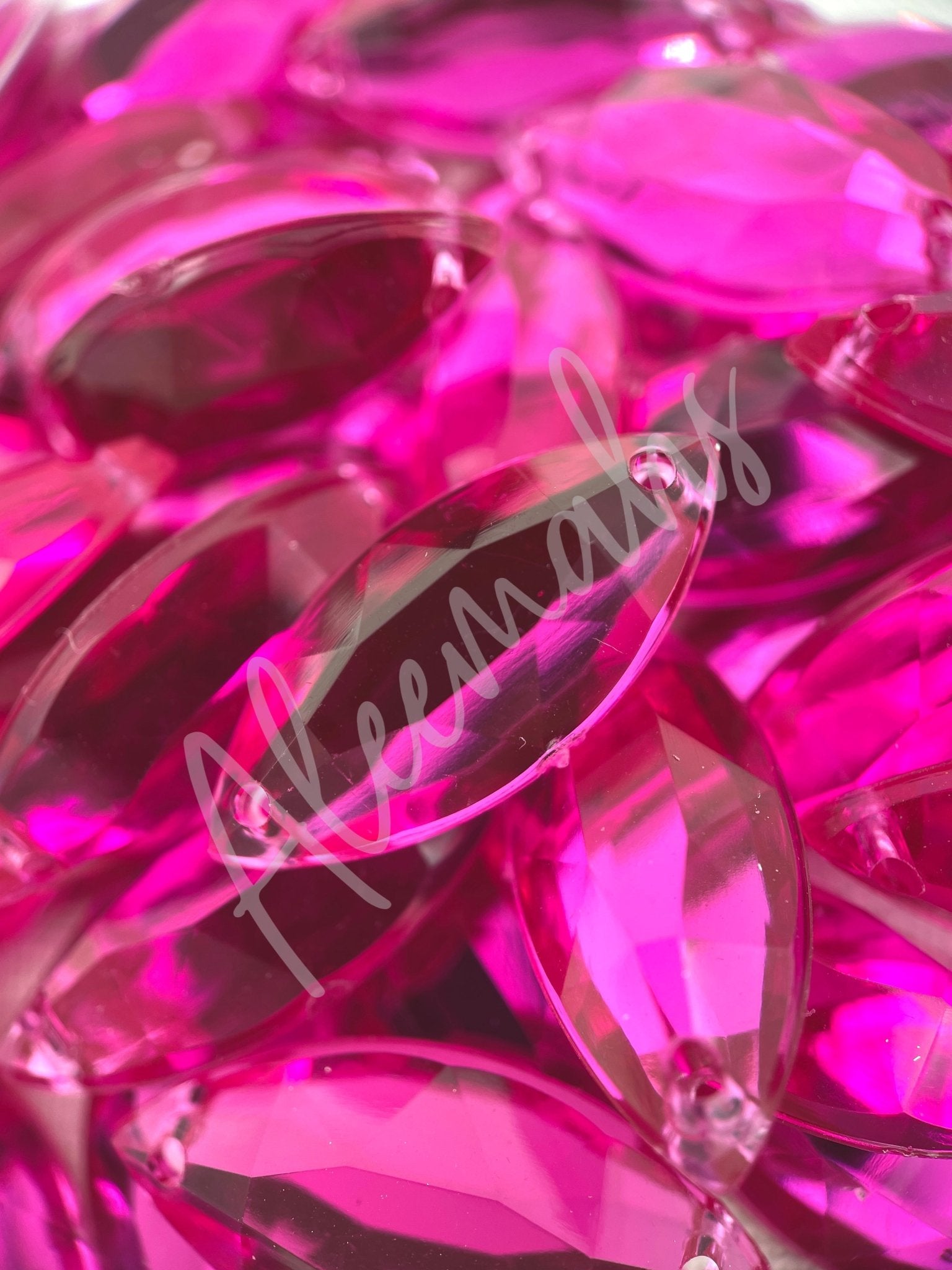 Fuchsia Eye Acrylic Jewel - Aleemahs