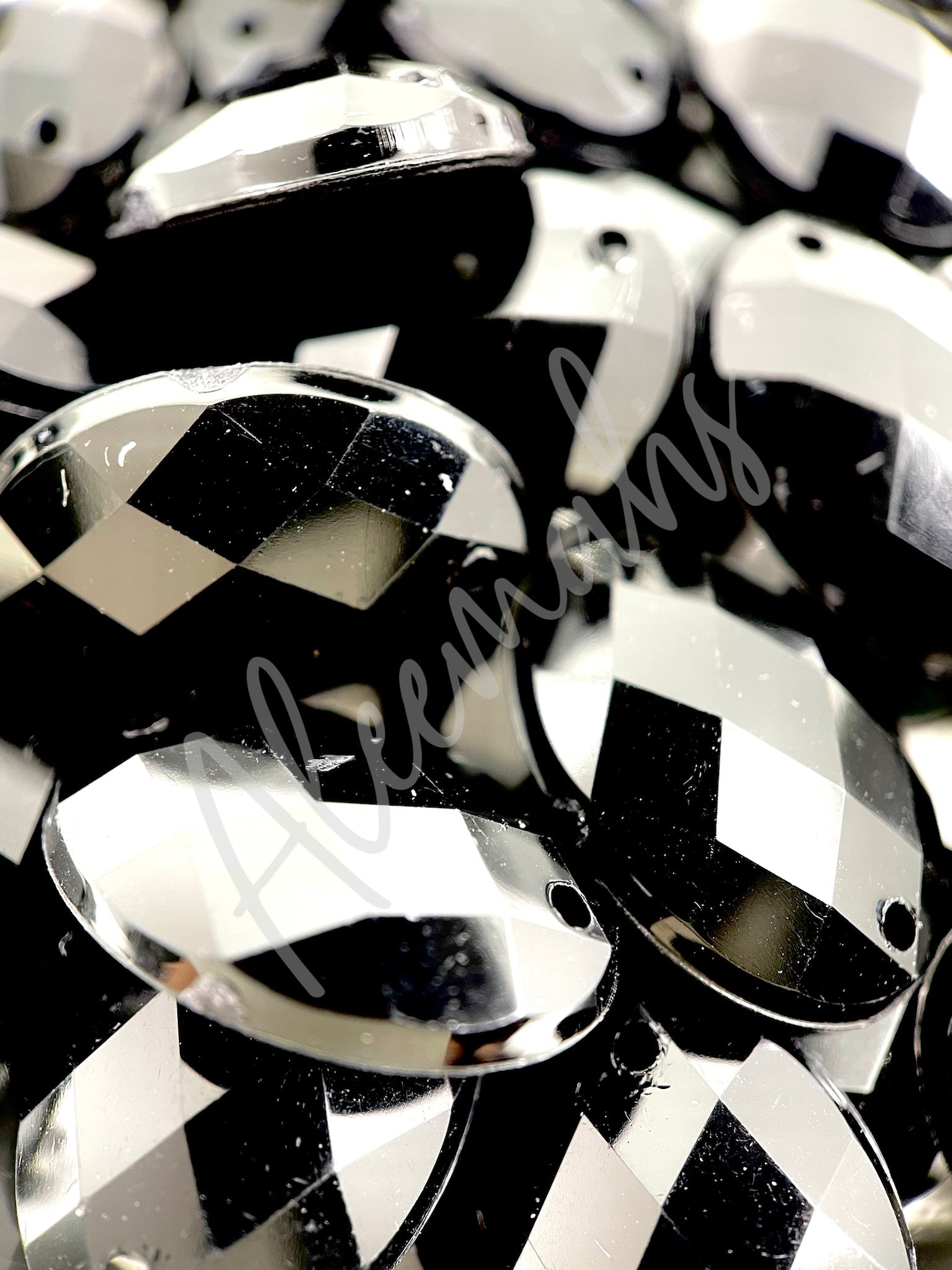 Jet Oval Acrylic Jewel - Aleemahs
