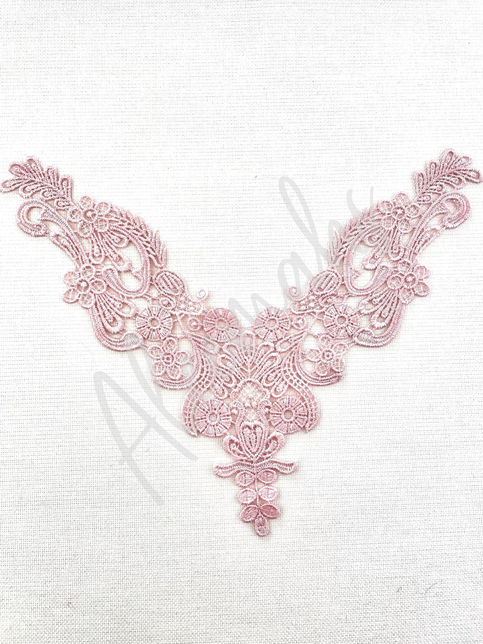 LA - 018: Pink neckline - Aleemahs