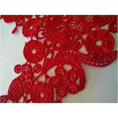 LA - 018: Red neck piece - Aleemahs