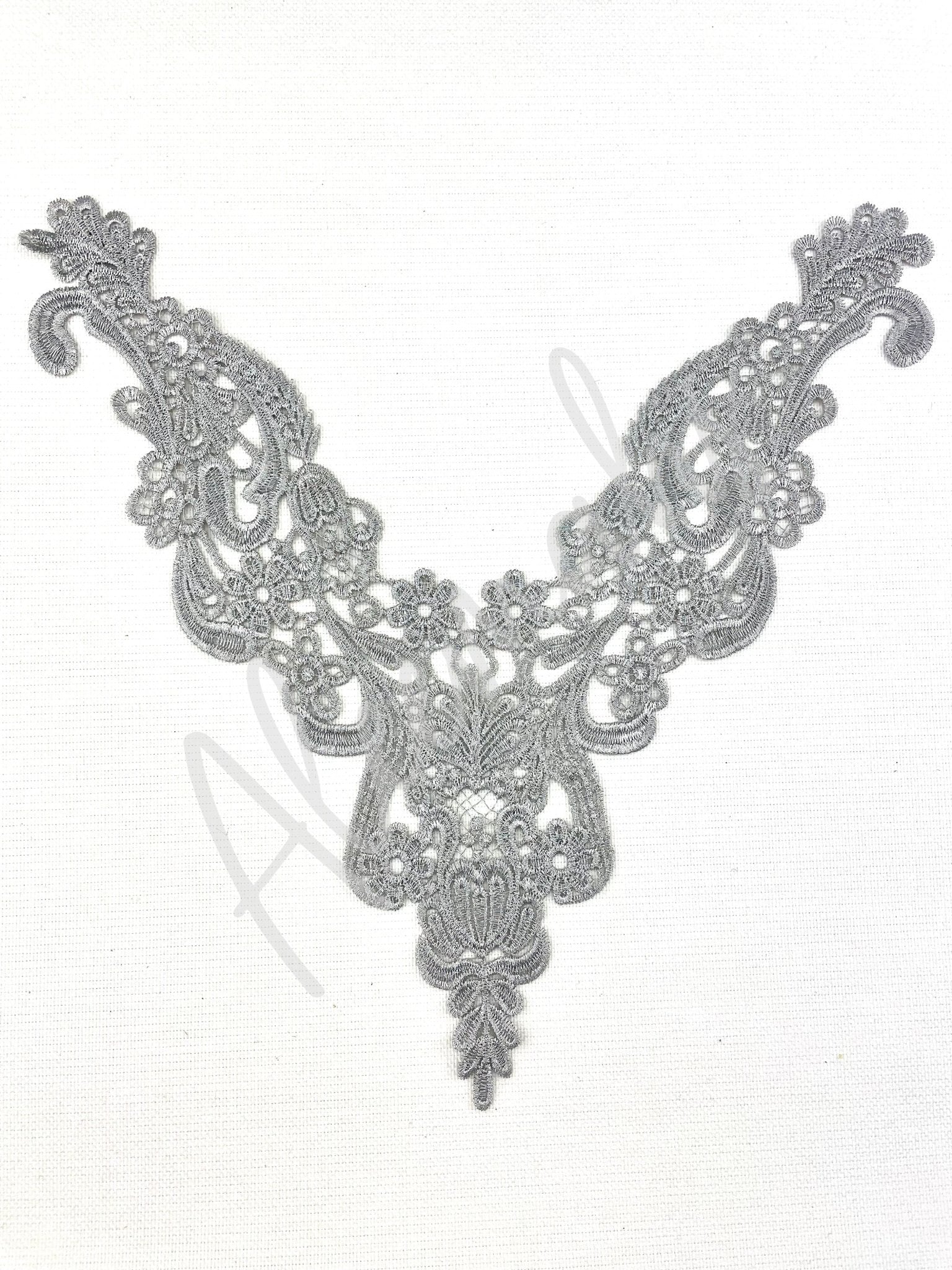 LA - 019: Silver neckline - Aleemahs
