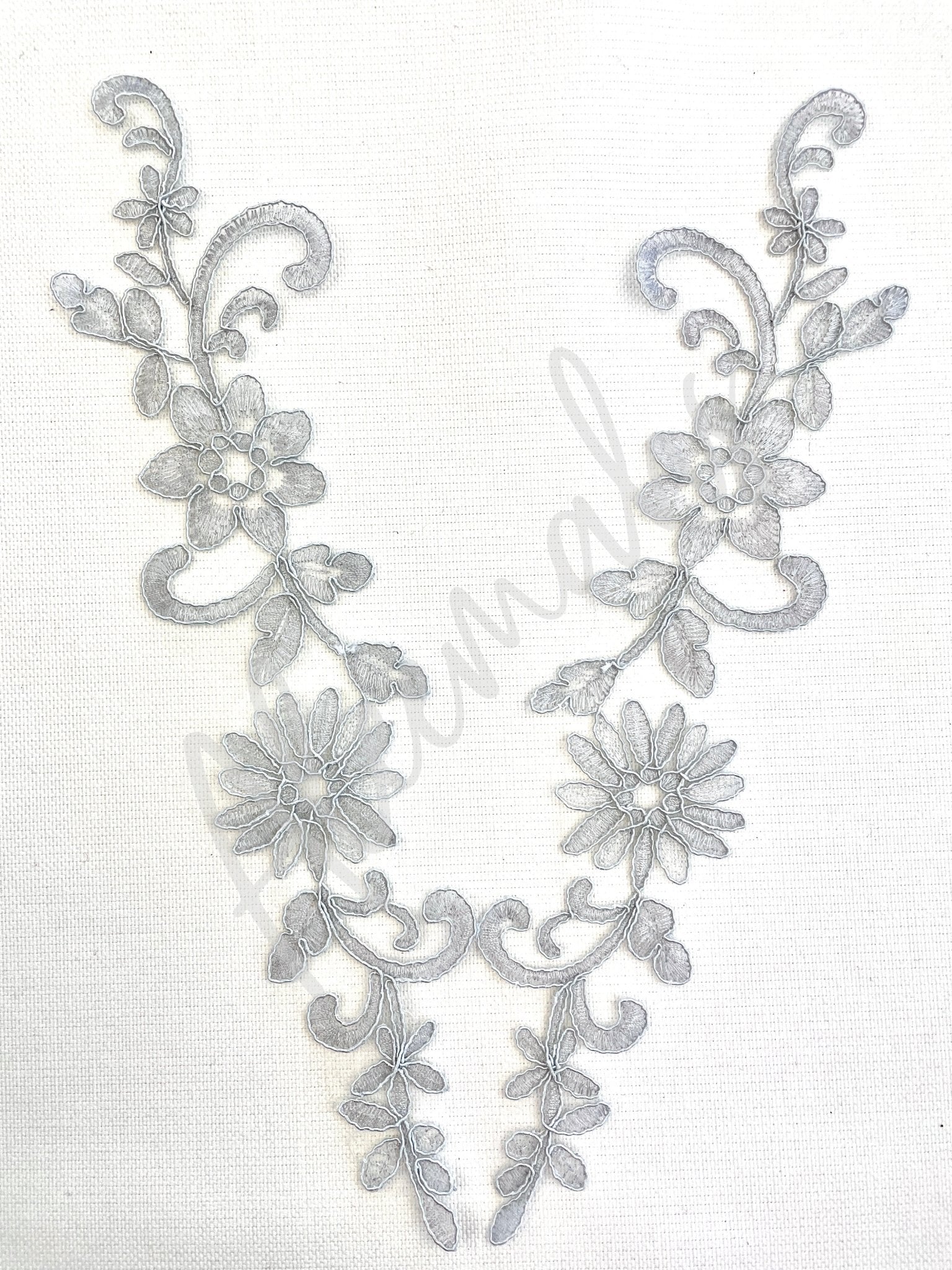 LA - 031: Lace applique pair - Aleemahs