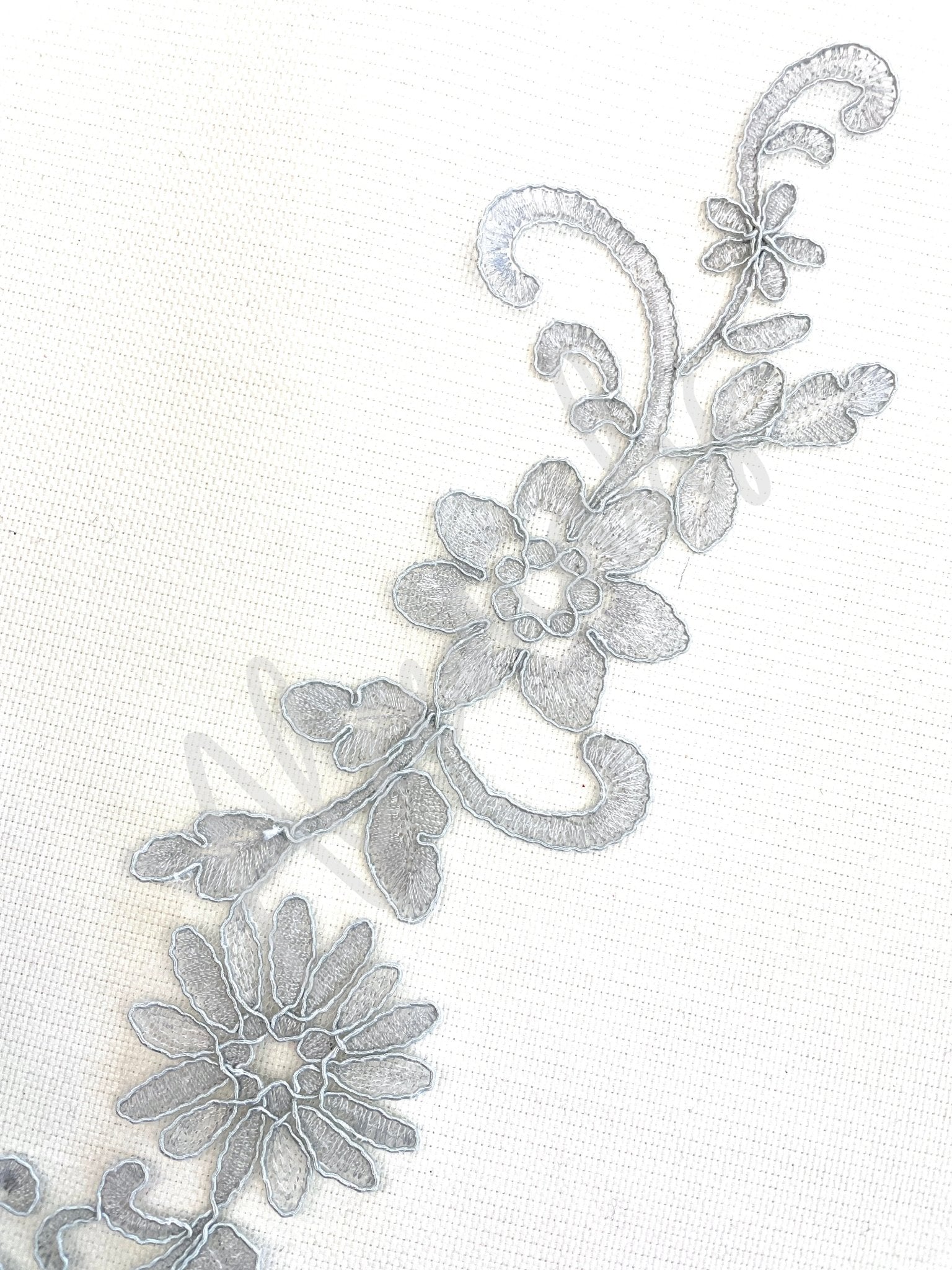 LA - 031: Lace applique pair - Aleemahs