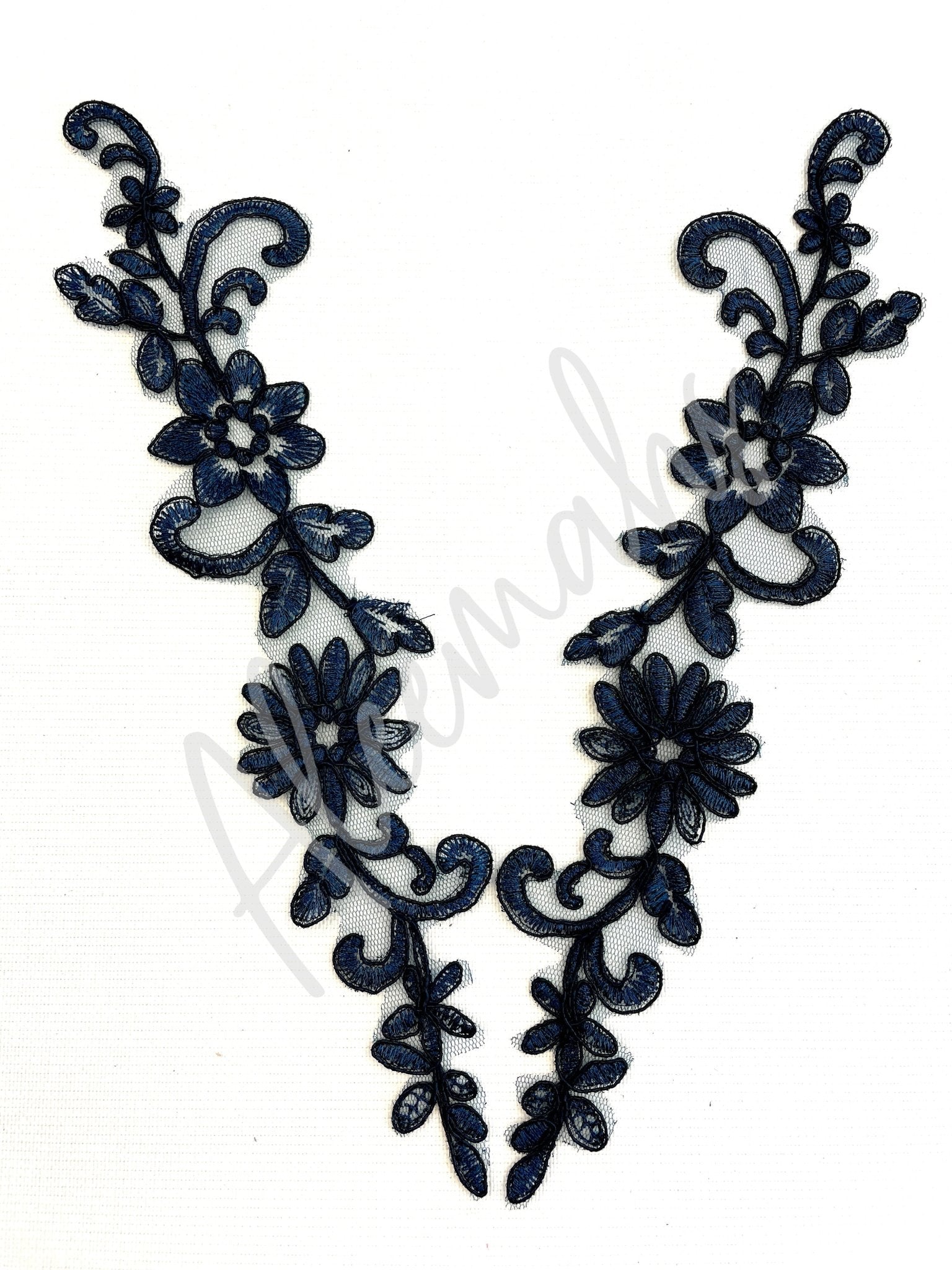 LA - 031: Lace applique pair - Aleemahs