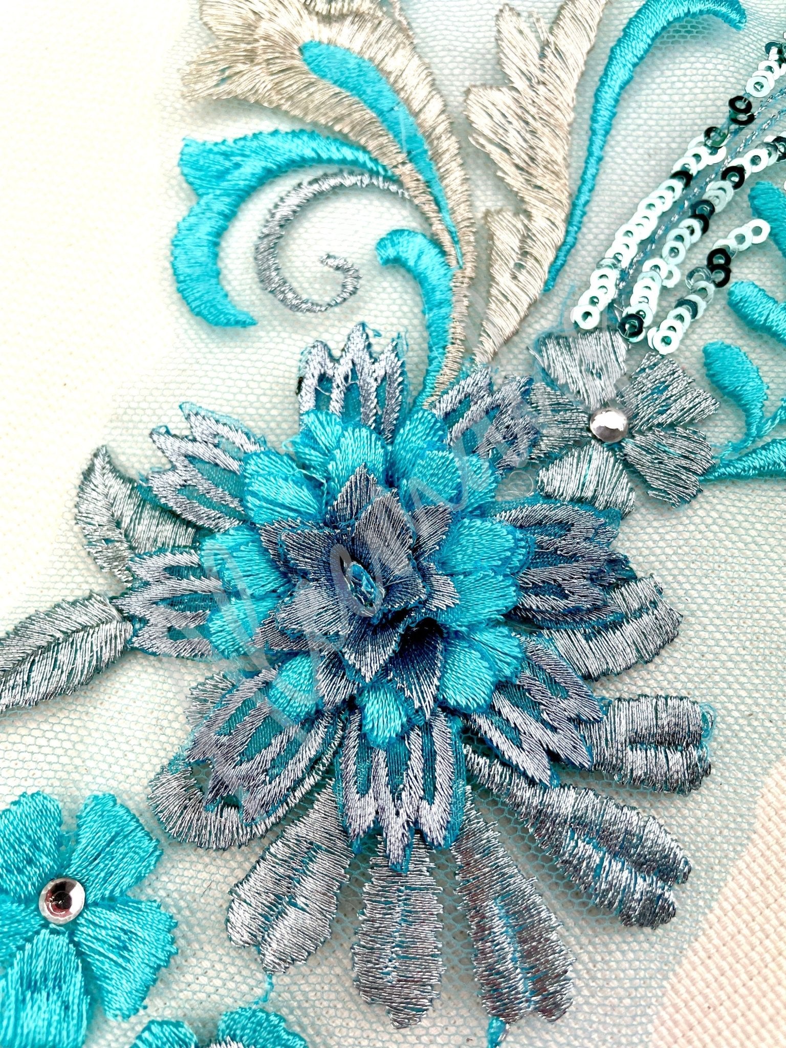 LA - 034: Turquoise and silver flower spray - Aleemahs