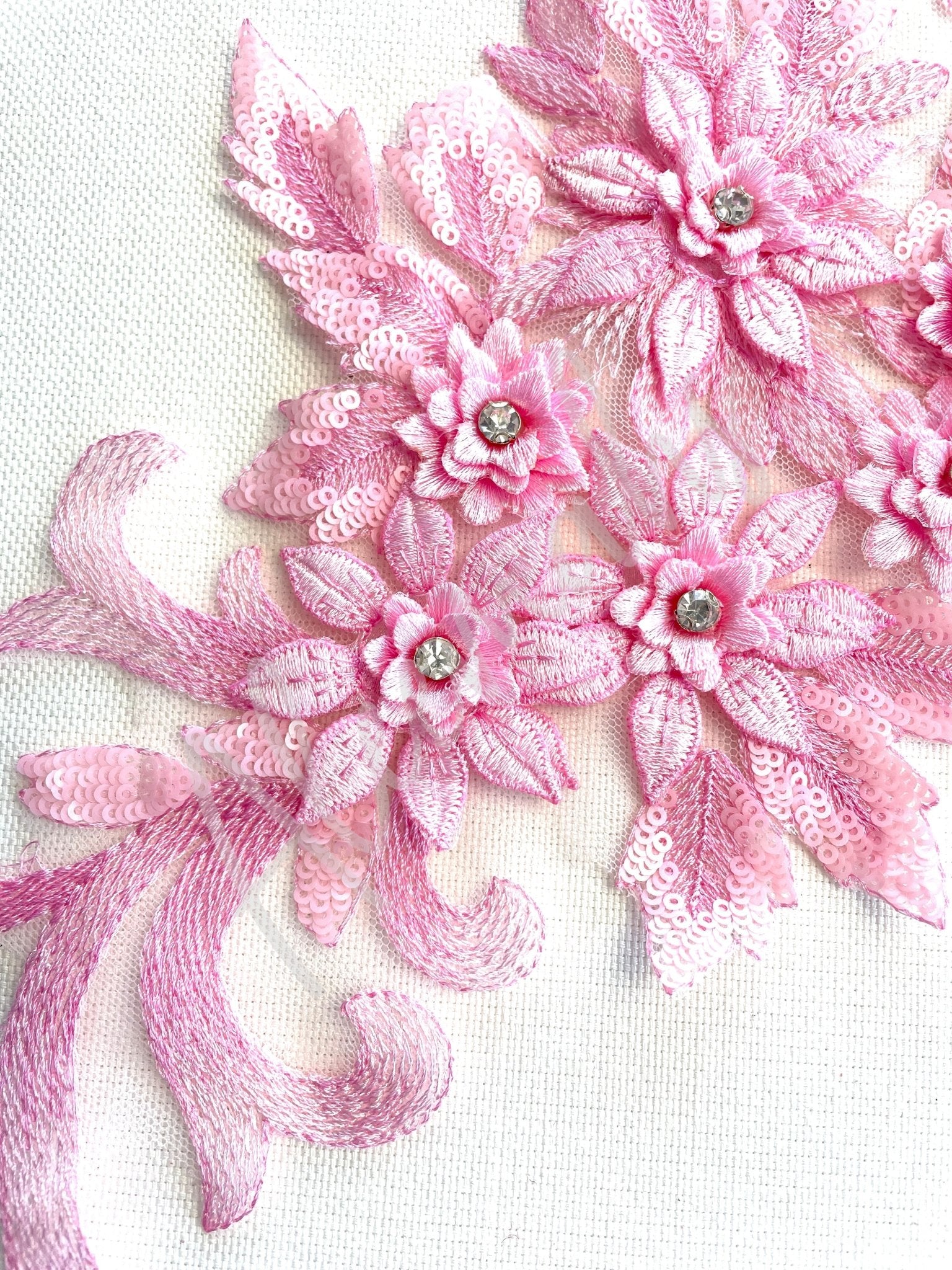 LA - 035: Large 3D applique with sequins: Pink - Aleemahs