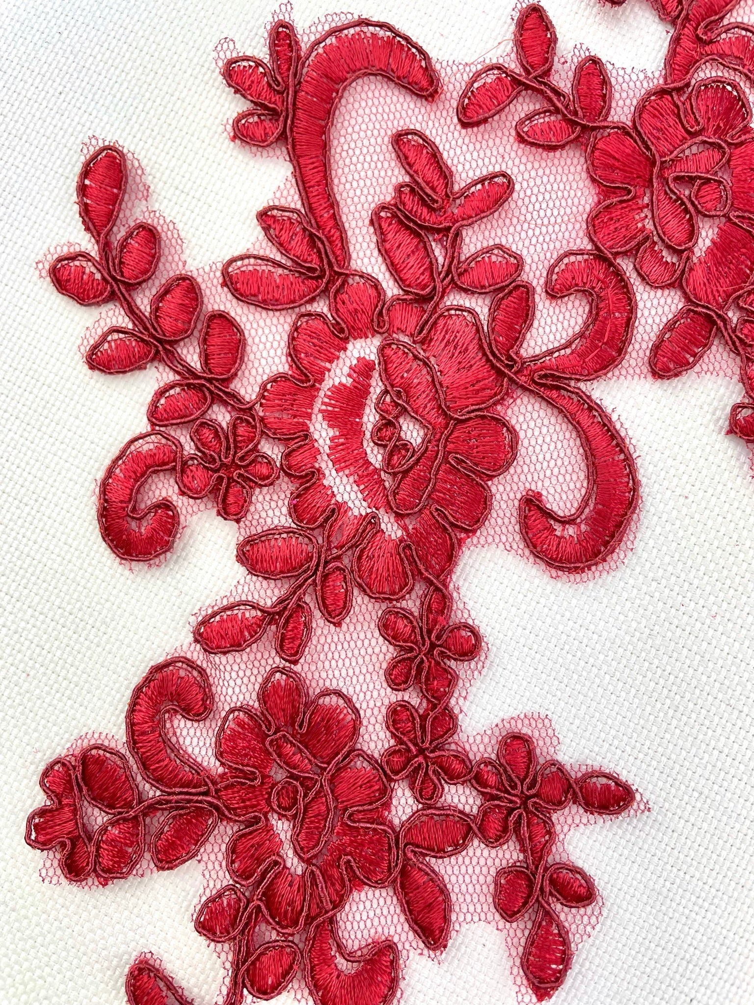 LA - 040: Dark red lace pair - Aleemahs