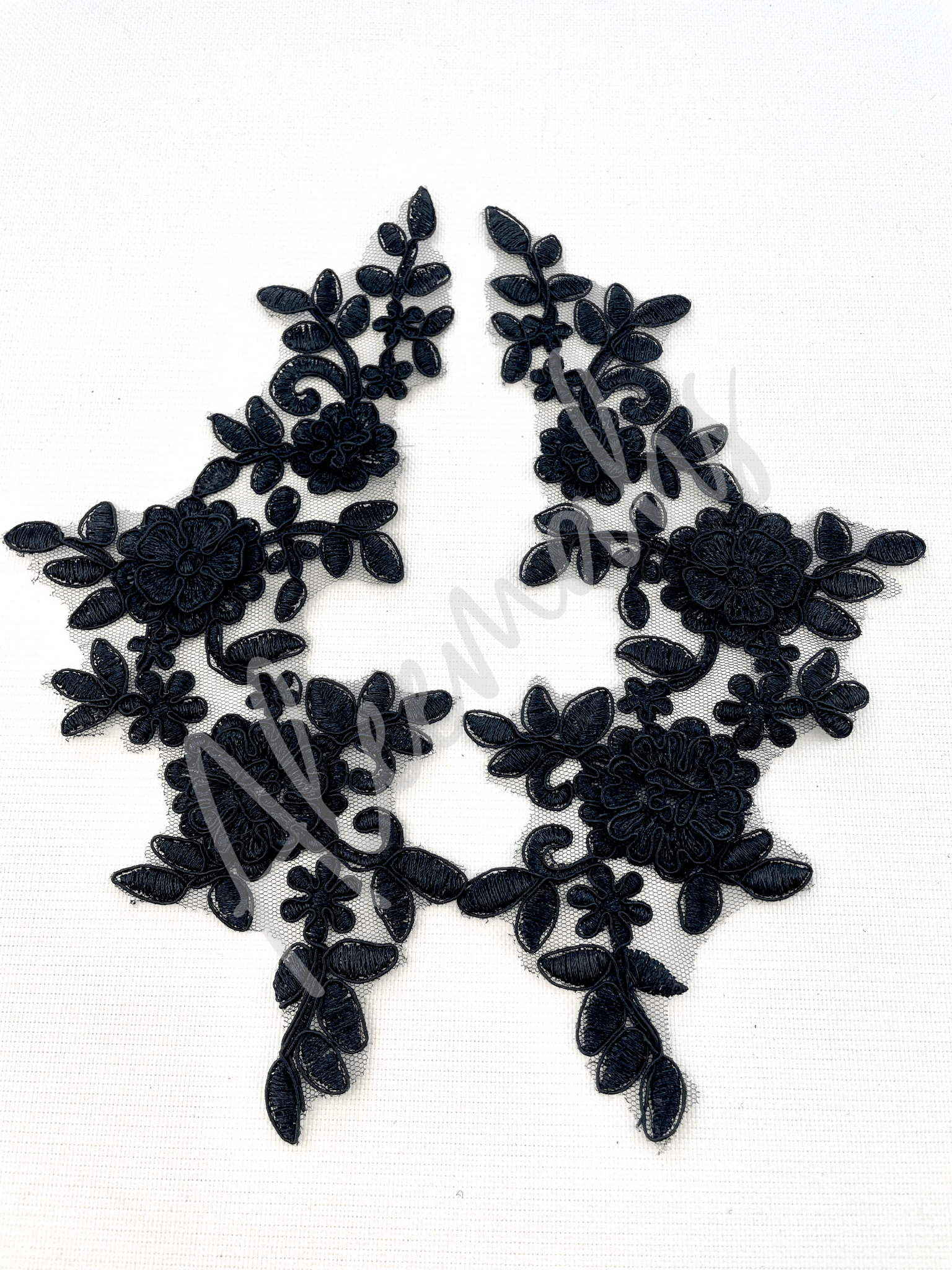LA - 045: Black lace applique pair - Aleemahs