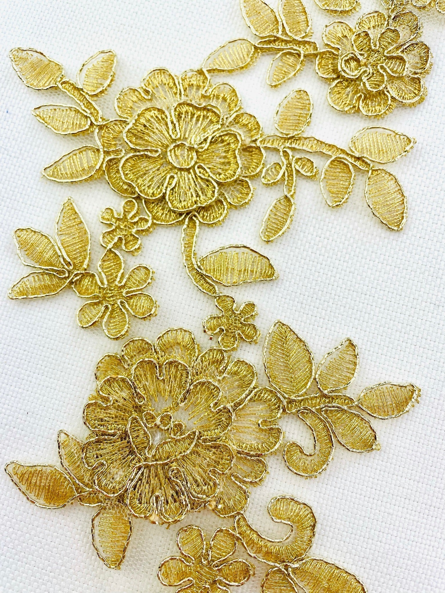 LA - 045: Metallic Gold lace applique pair - Aleemahs