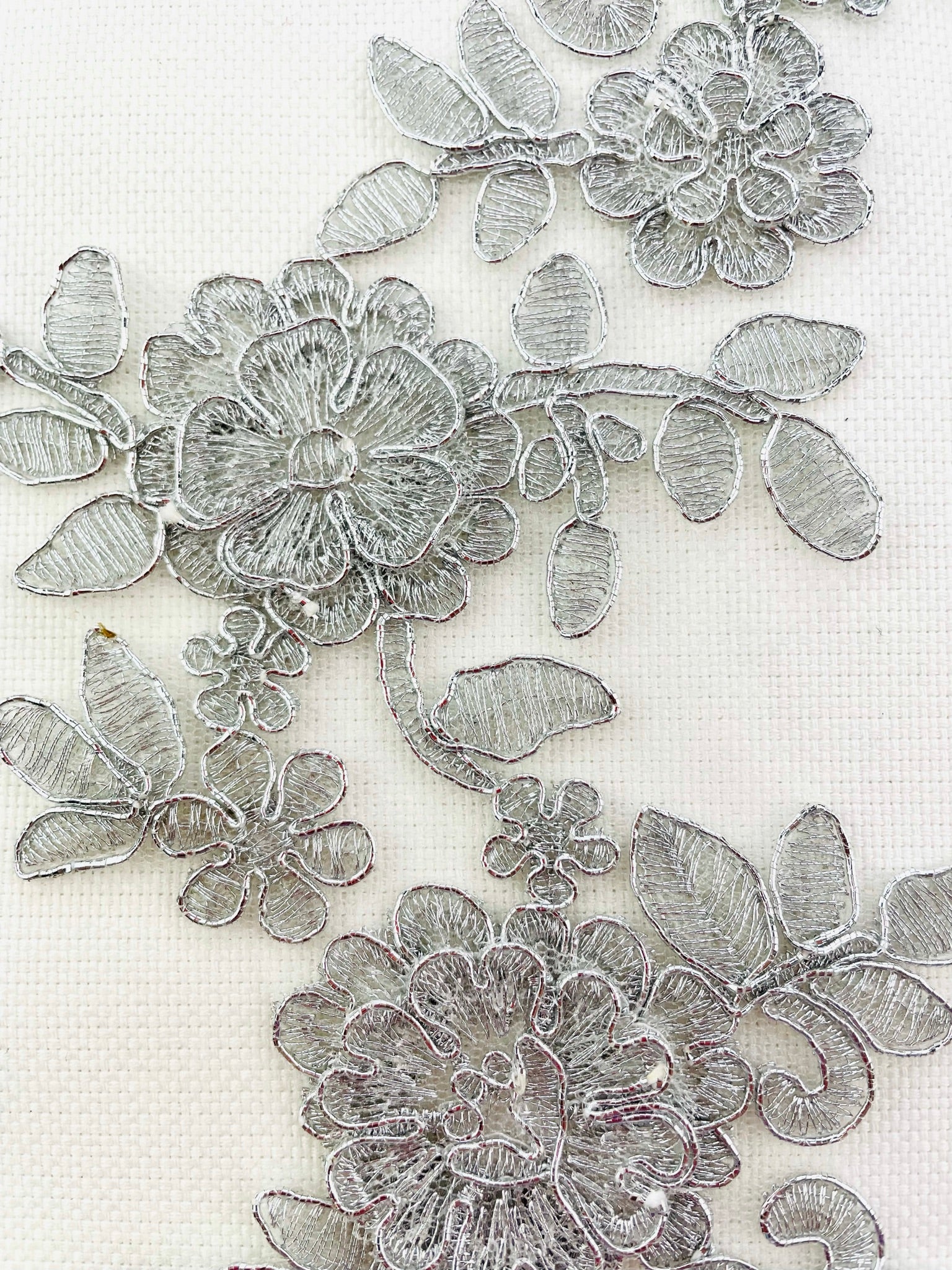 LA - 045: Metallic Silver lace applique pair - Aleemahs