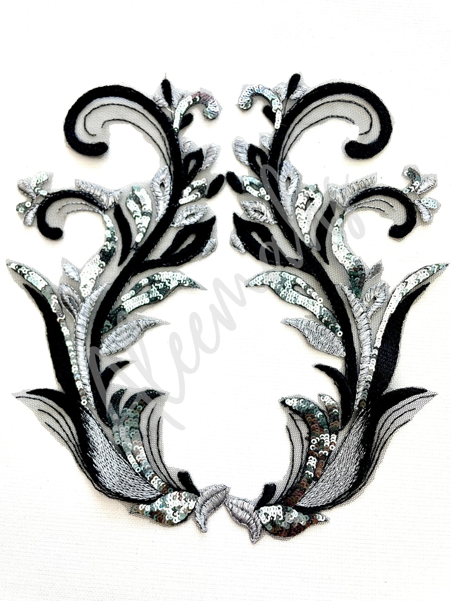 LA - 052: Black lace pair - Aleemahs