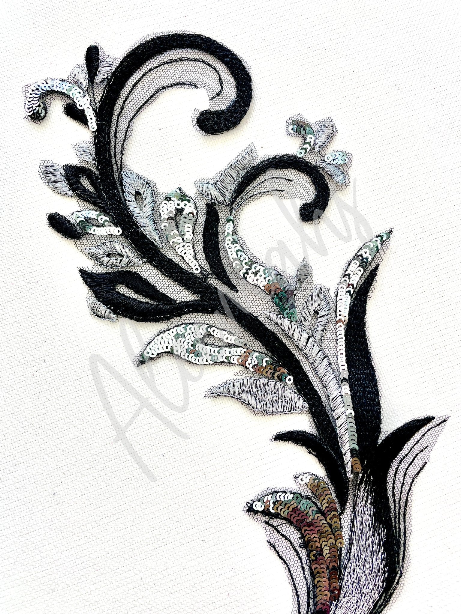 LA - 052: Black lace pair - Aleemahs
