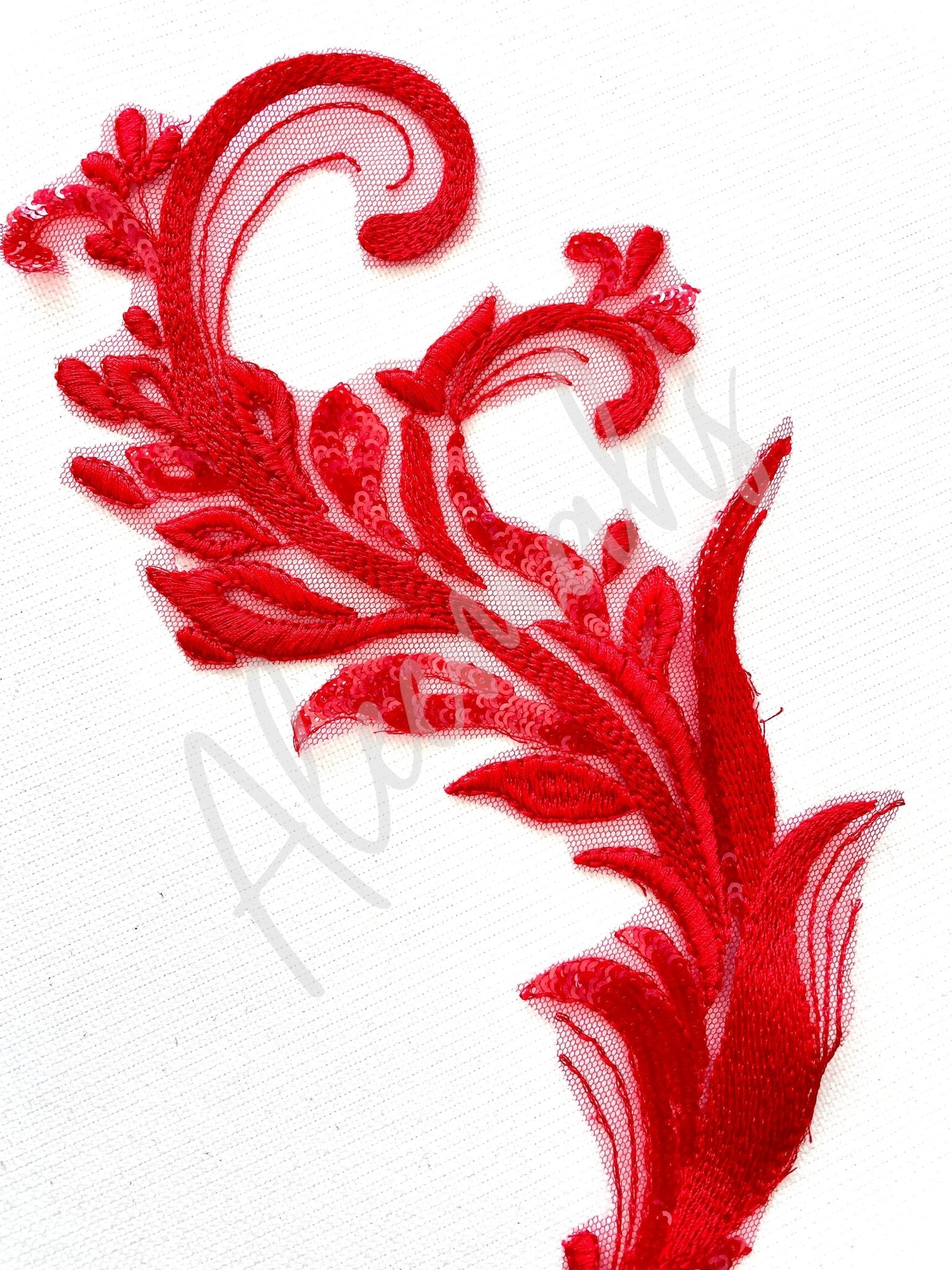LA - 052: Red lace pair - Aleemahs