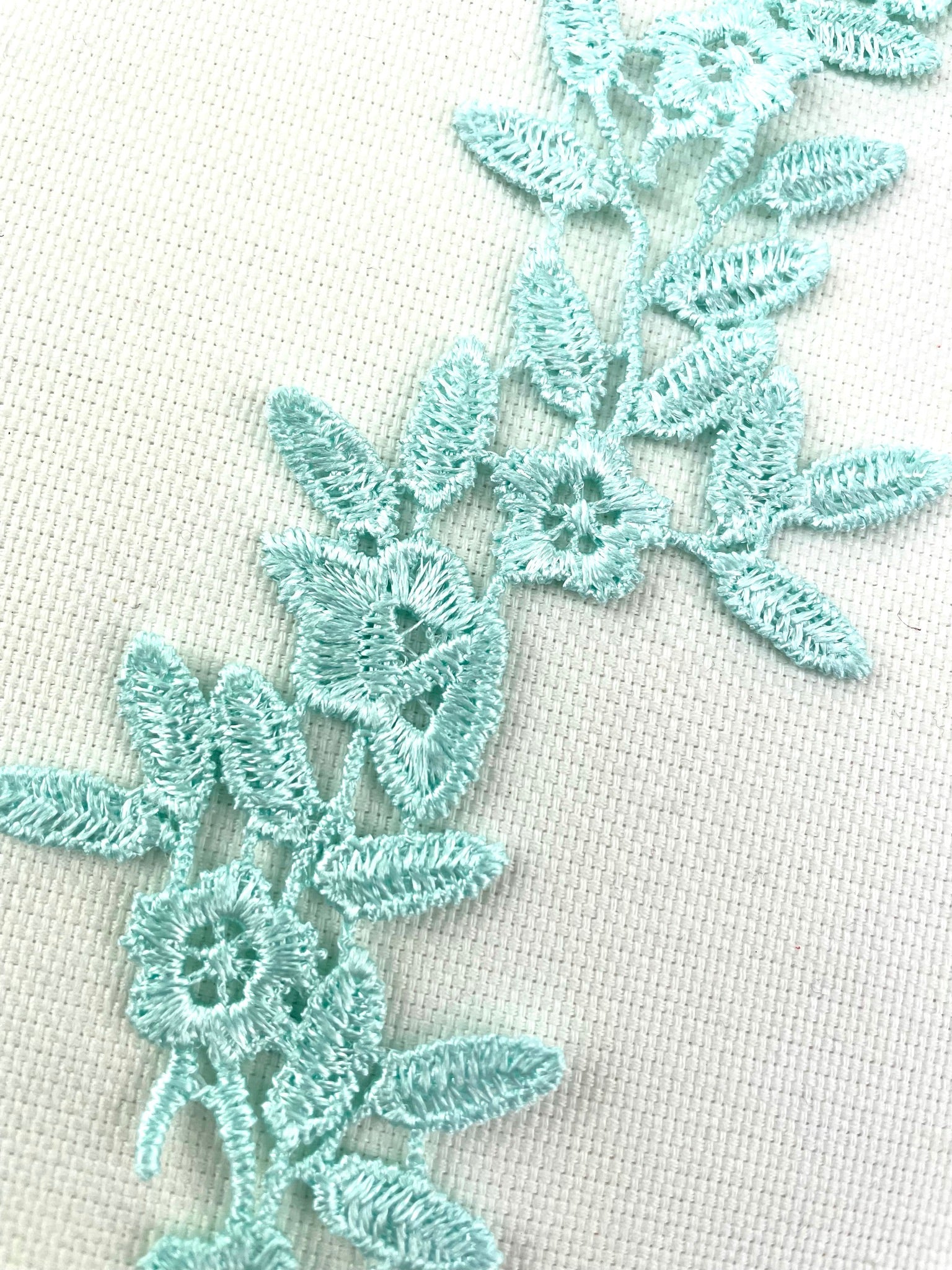 LA - 057: Light spearmint long floral pair - Aleemahs