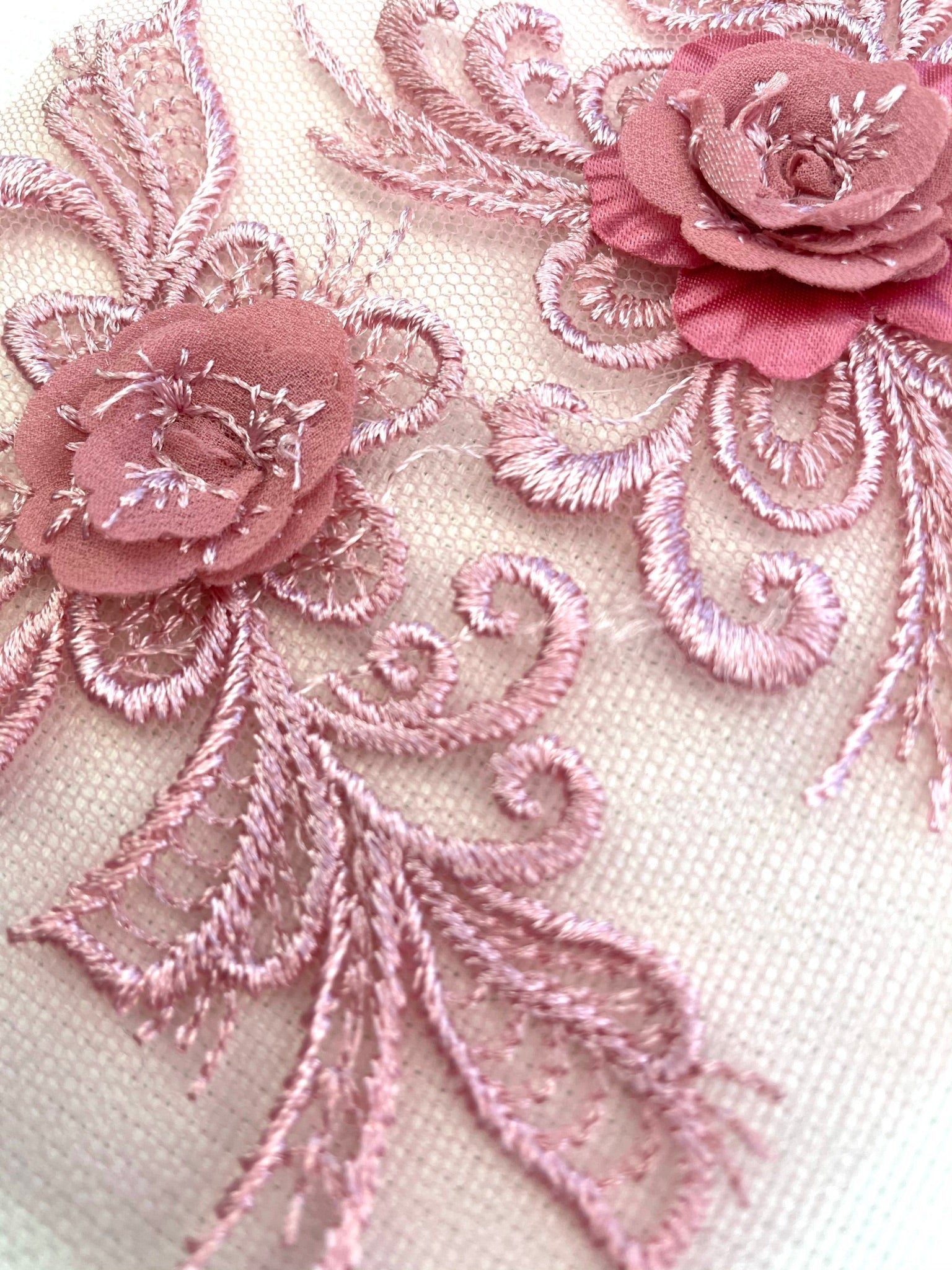 LA - 060: Dusty pink floral pair - Aleemahs