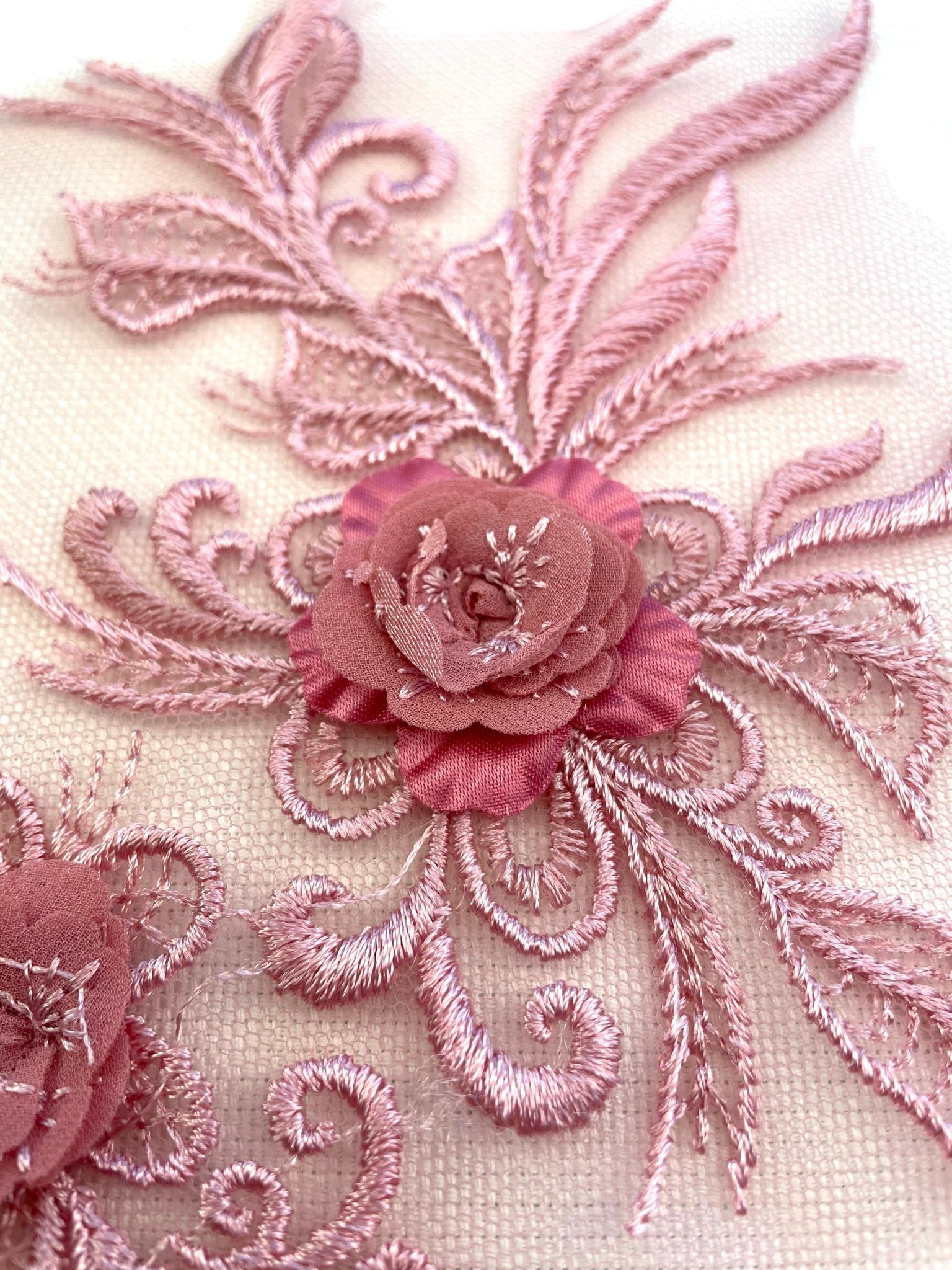 LA - 060: Dusty pink floral pair - Aleemahs