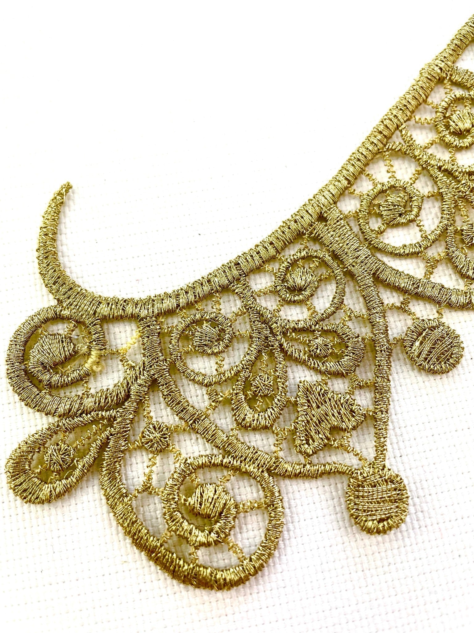 LA - 064: Antique Gold - Aleemahs