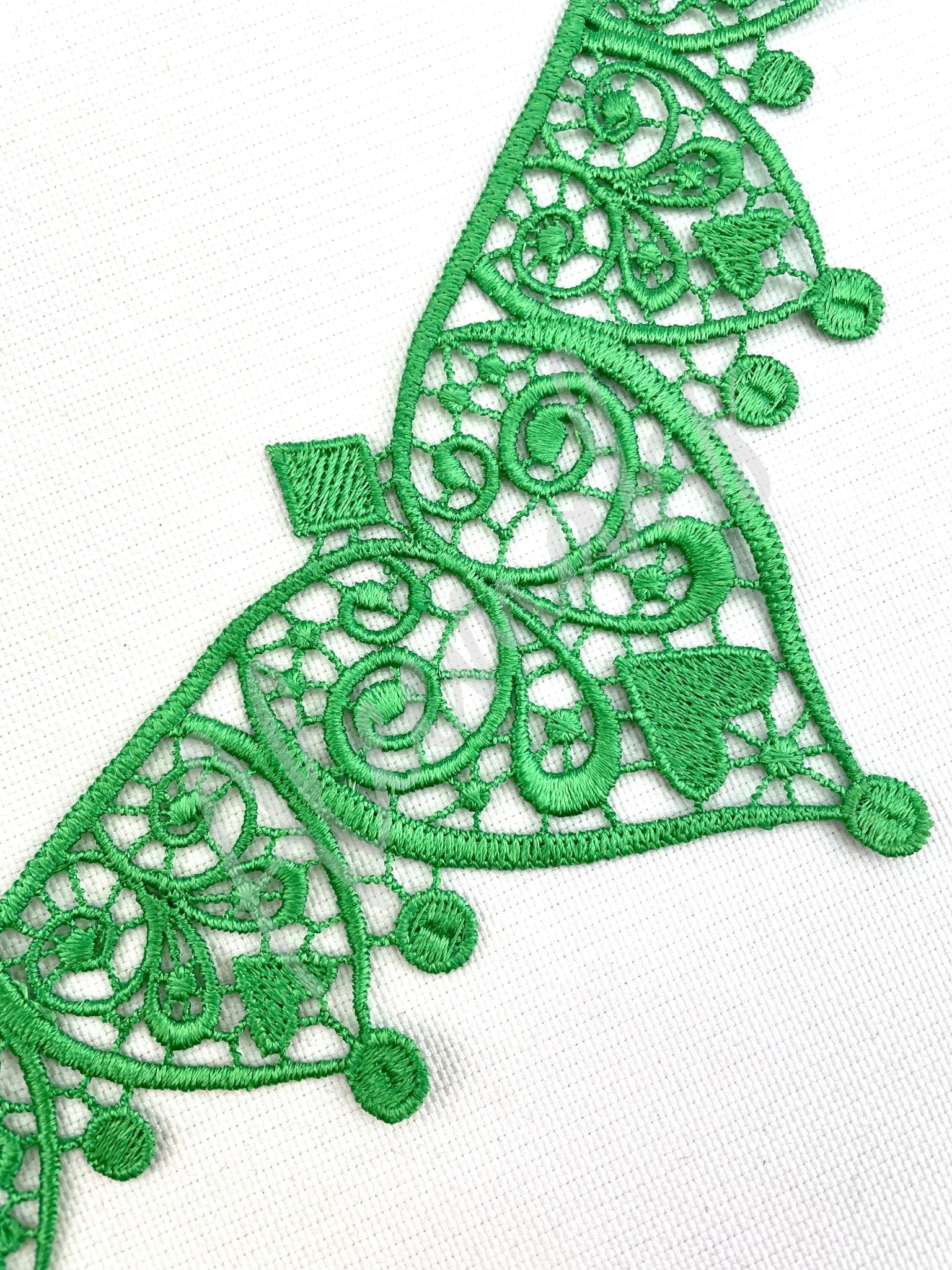 LA - 064: Green - Aleemahs