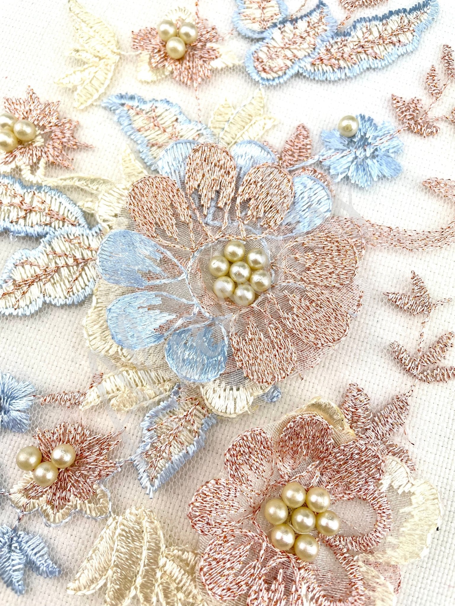LA - 1046 Beige lace piece - Aleemahs