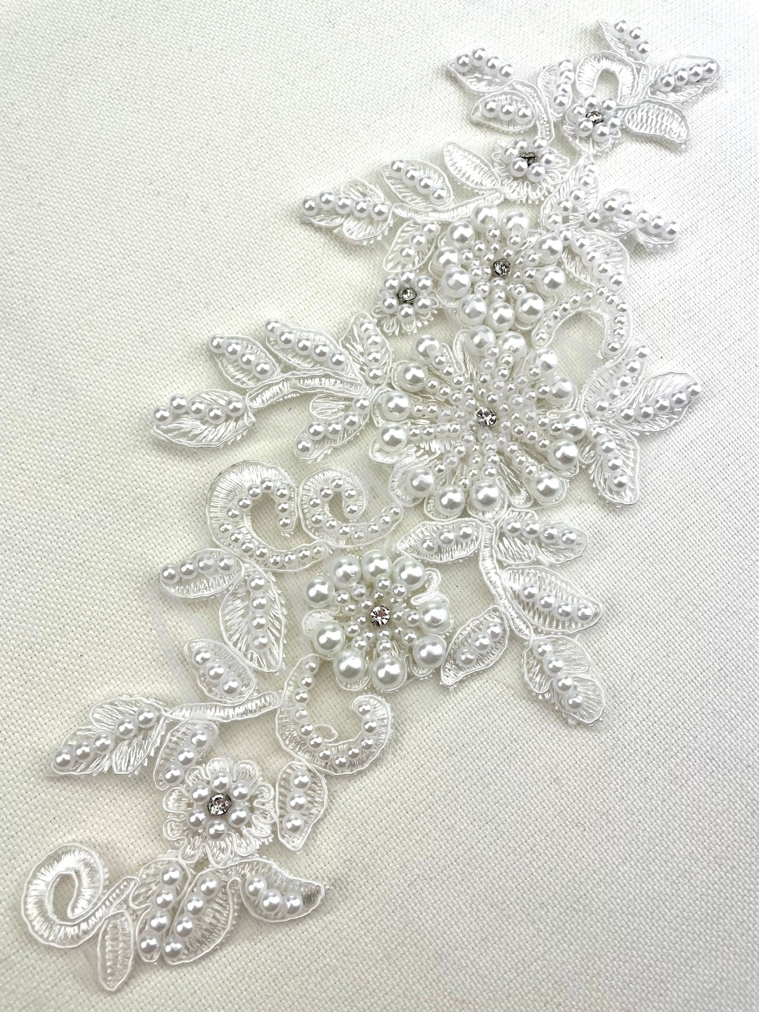 LA - 1161 Lace Applique White - Aleemahs