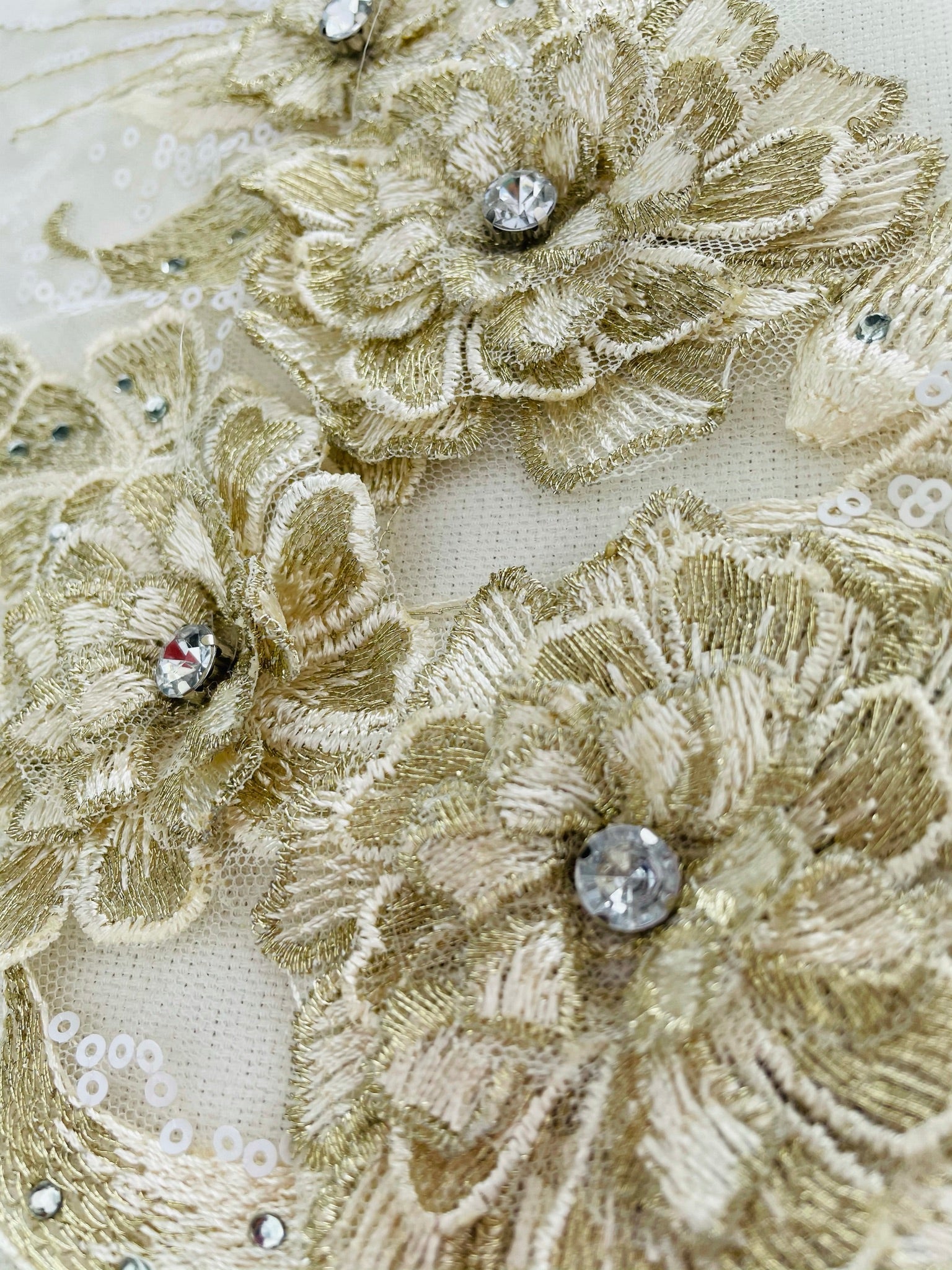 LA - 2103 - 3D Applique with Rhinestone & Sequins Champagne & Gold - Aleemahs