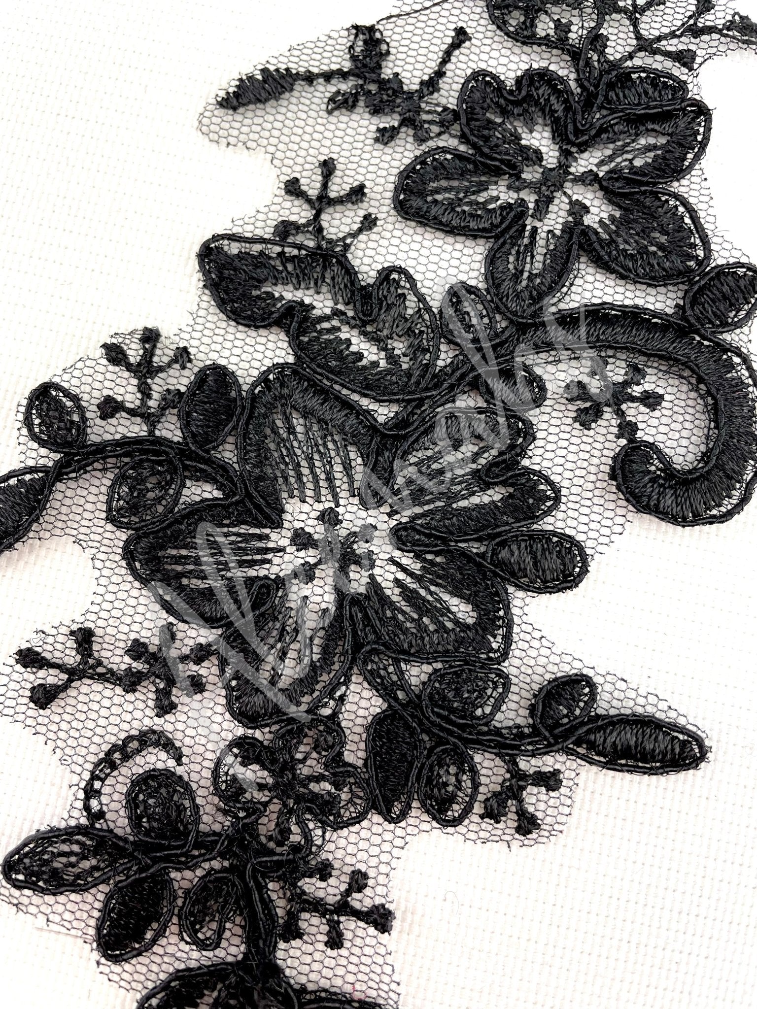 LA - 2104 Black lace pair - Aleemahs