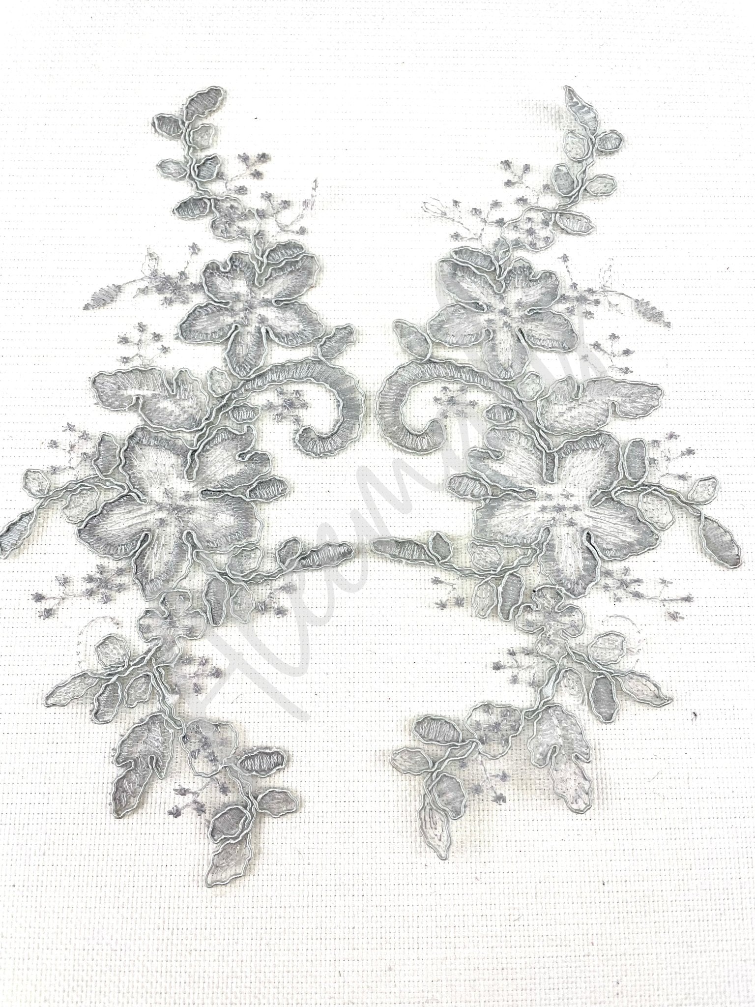 LA - 2104 Silver lace pair - Aleemahs
