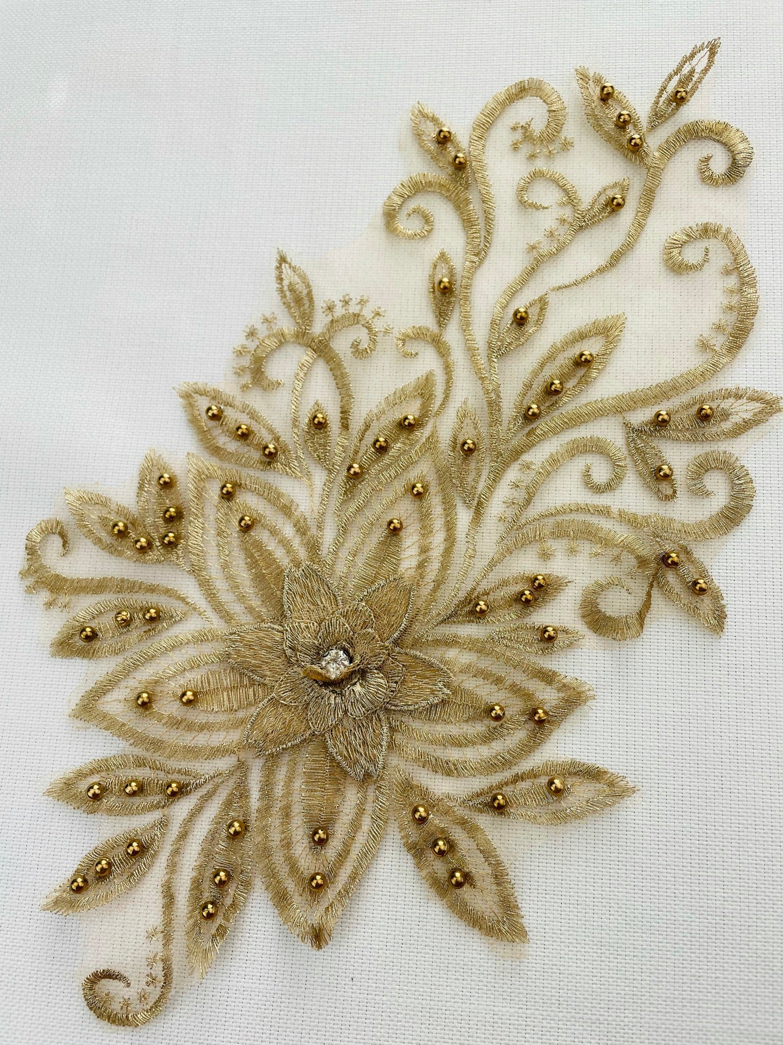LA - 2105 - Gold with Gold Pearls and Rhinestone - Aleemahs
