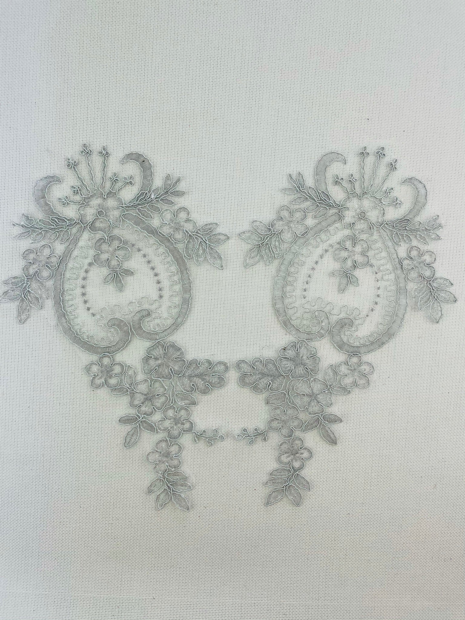 LA - 2109 - Grey lace pair - Aleemahs