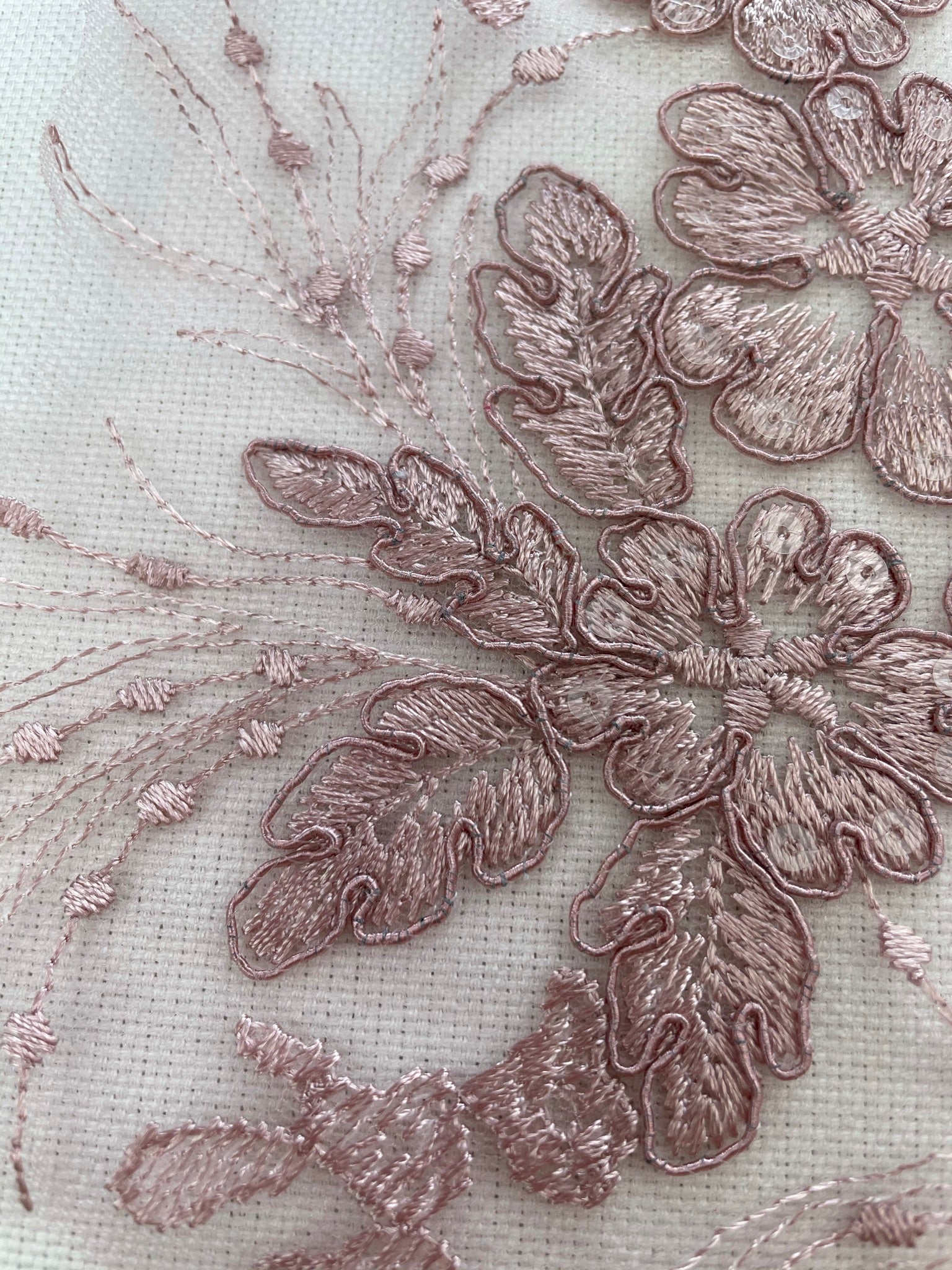 LA - 2110 - Dusty pink lace Pair - Aleemahs