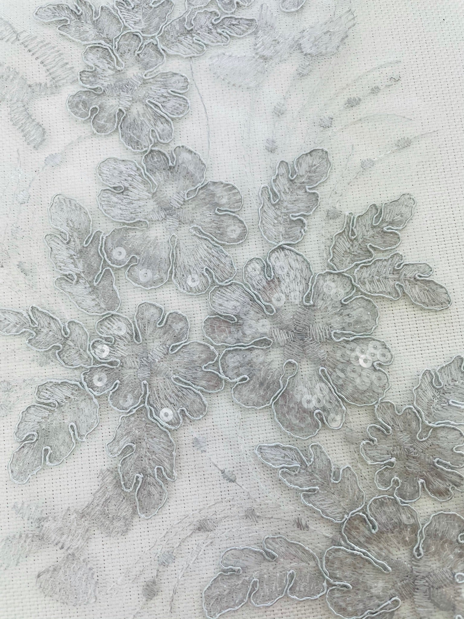 LA - 2110 - Grey lace pair - Aleemahs